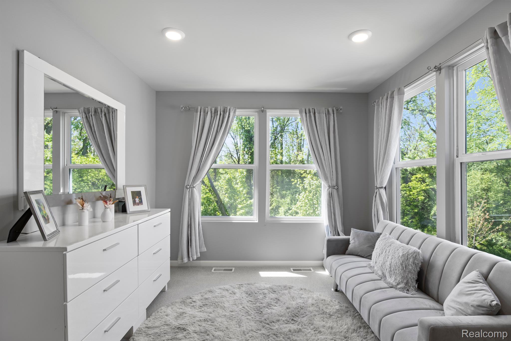 39985 PREMIER Drive