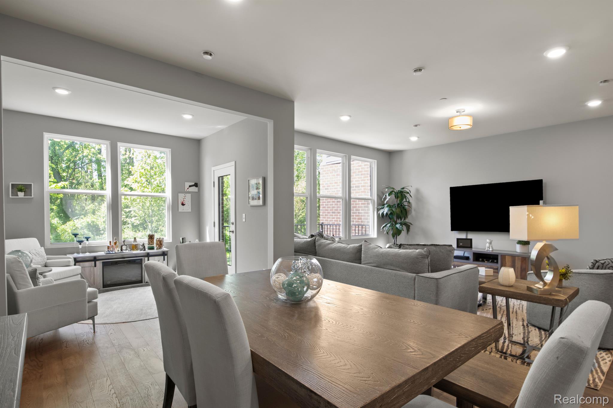 39985 PREMIER Drive