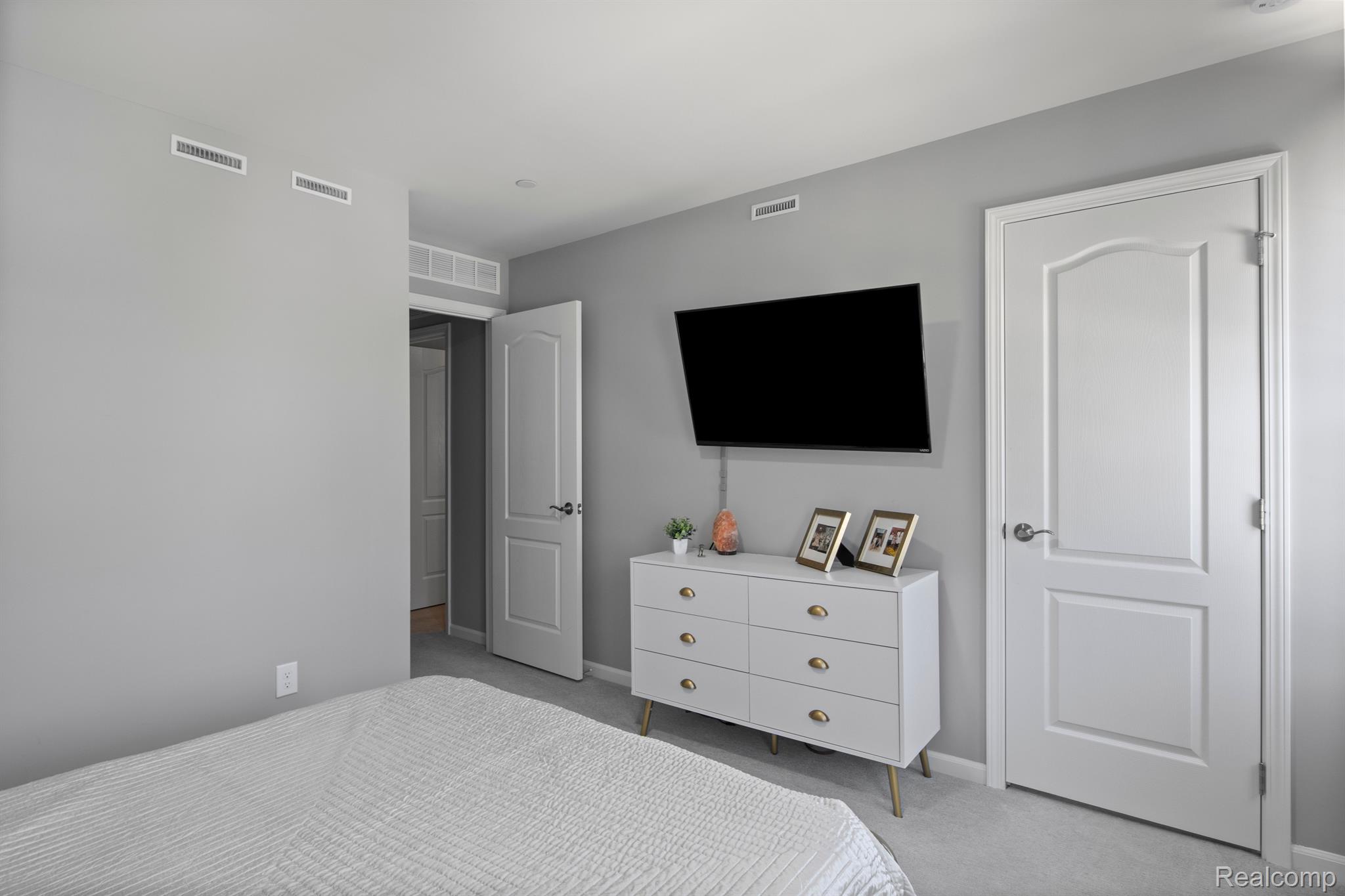 39985 PREMIER Drive