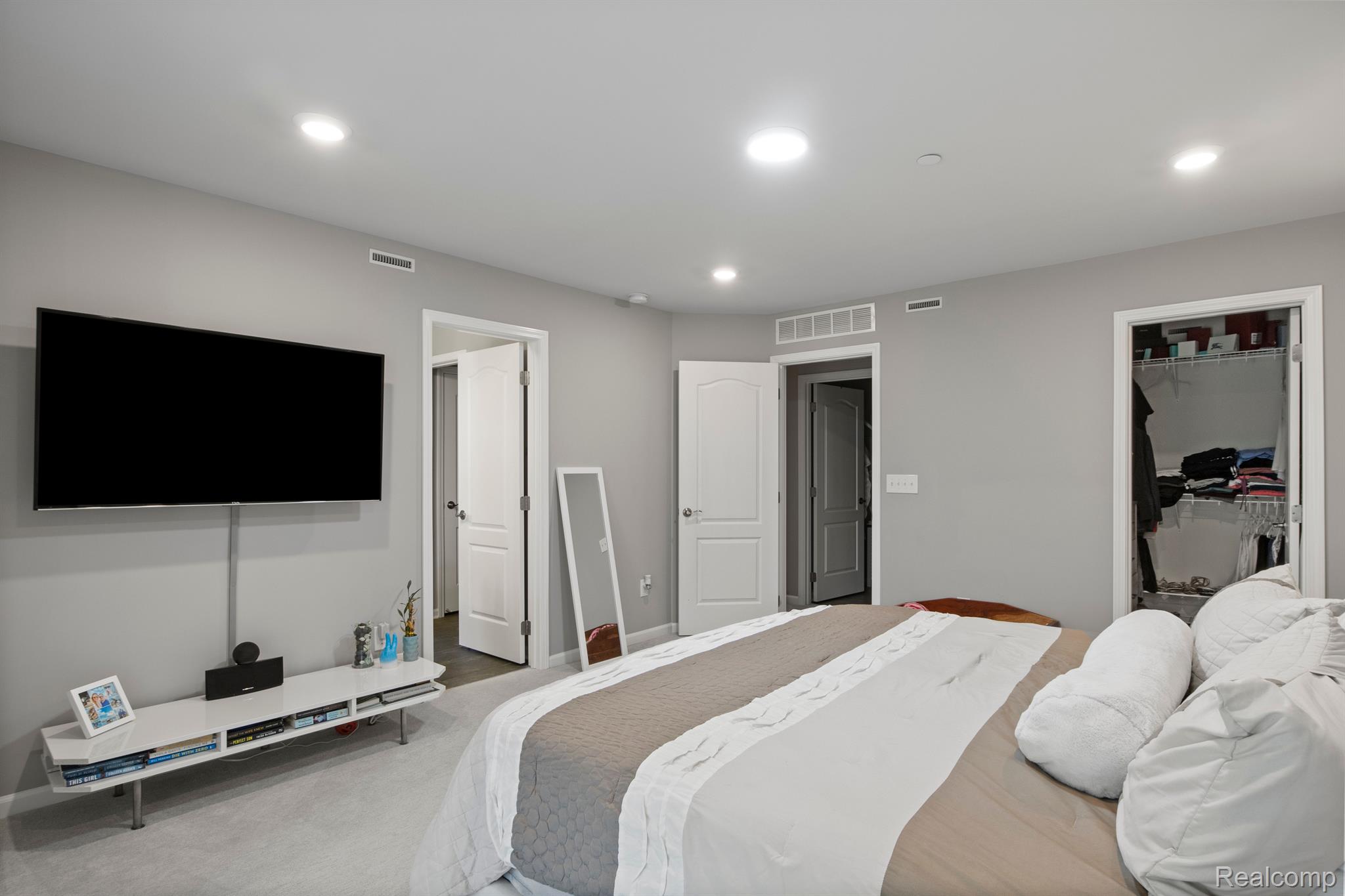 39985 PREMIER Drive