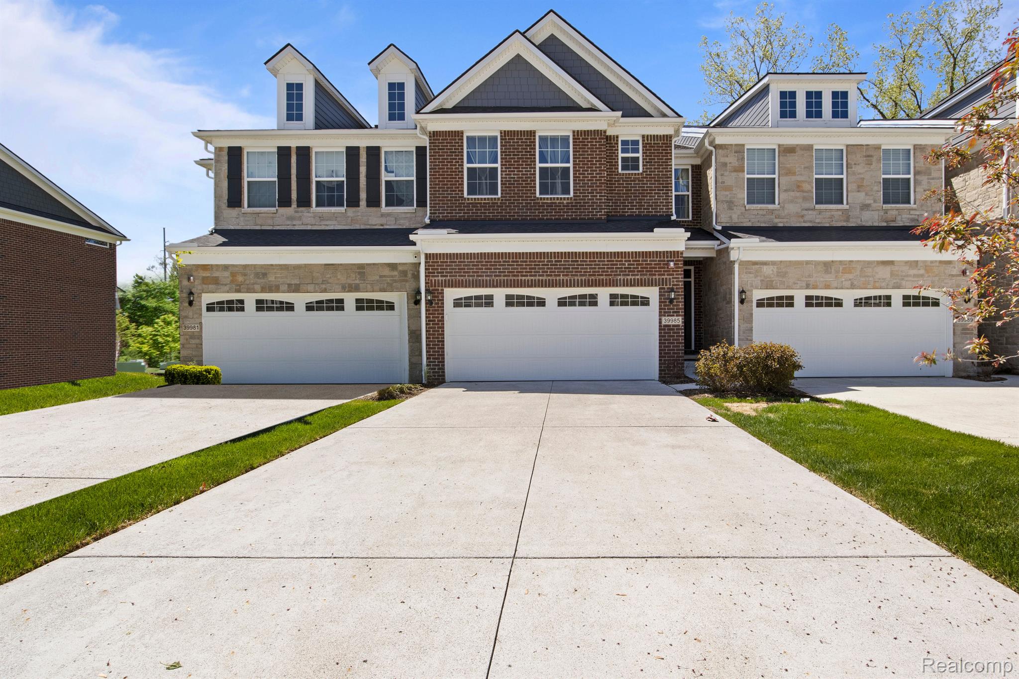 39985 PREMIER Drive