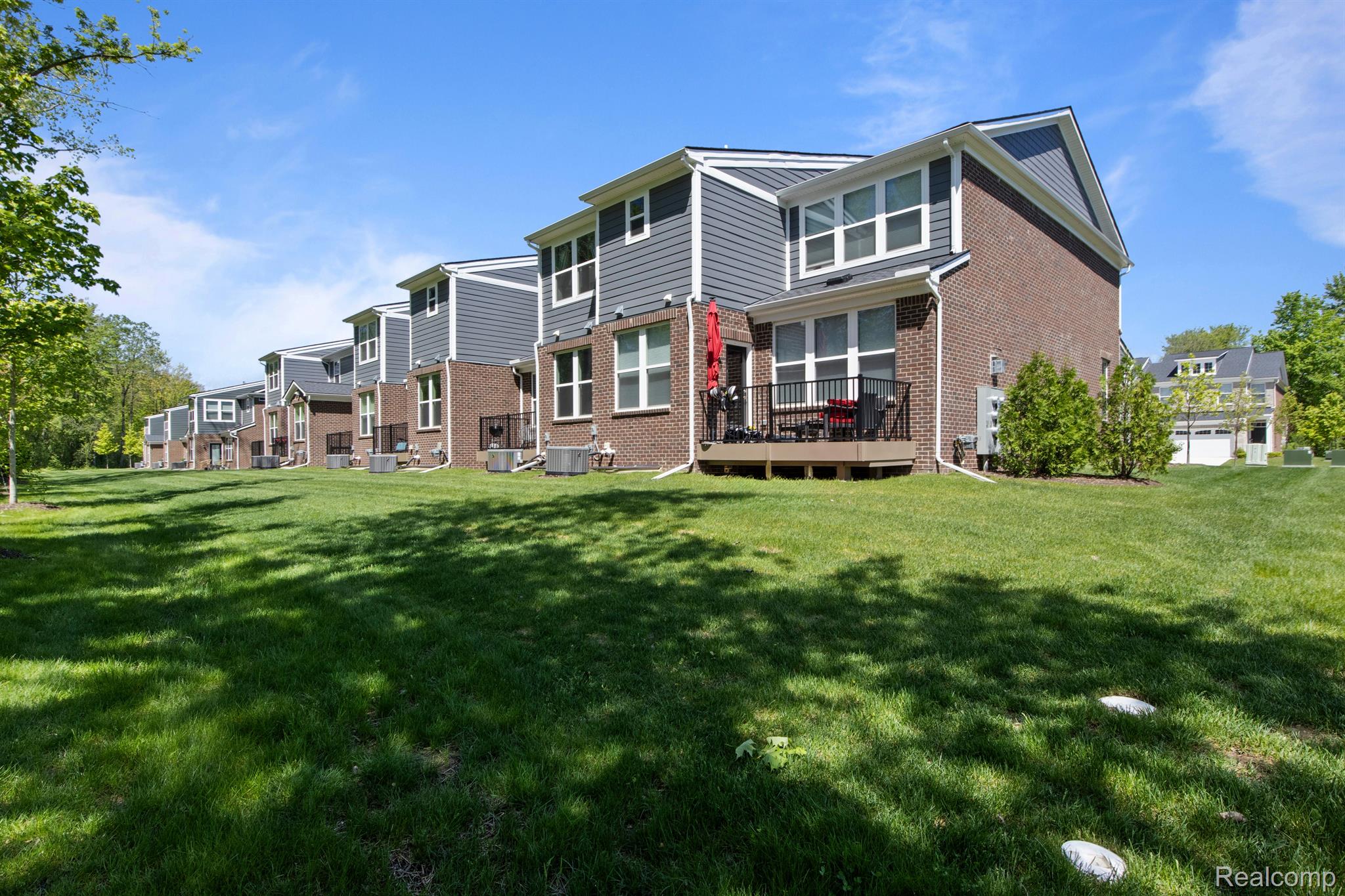 39985 PREMIER Drive