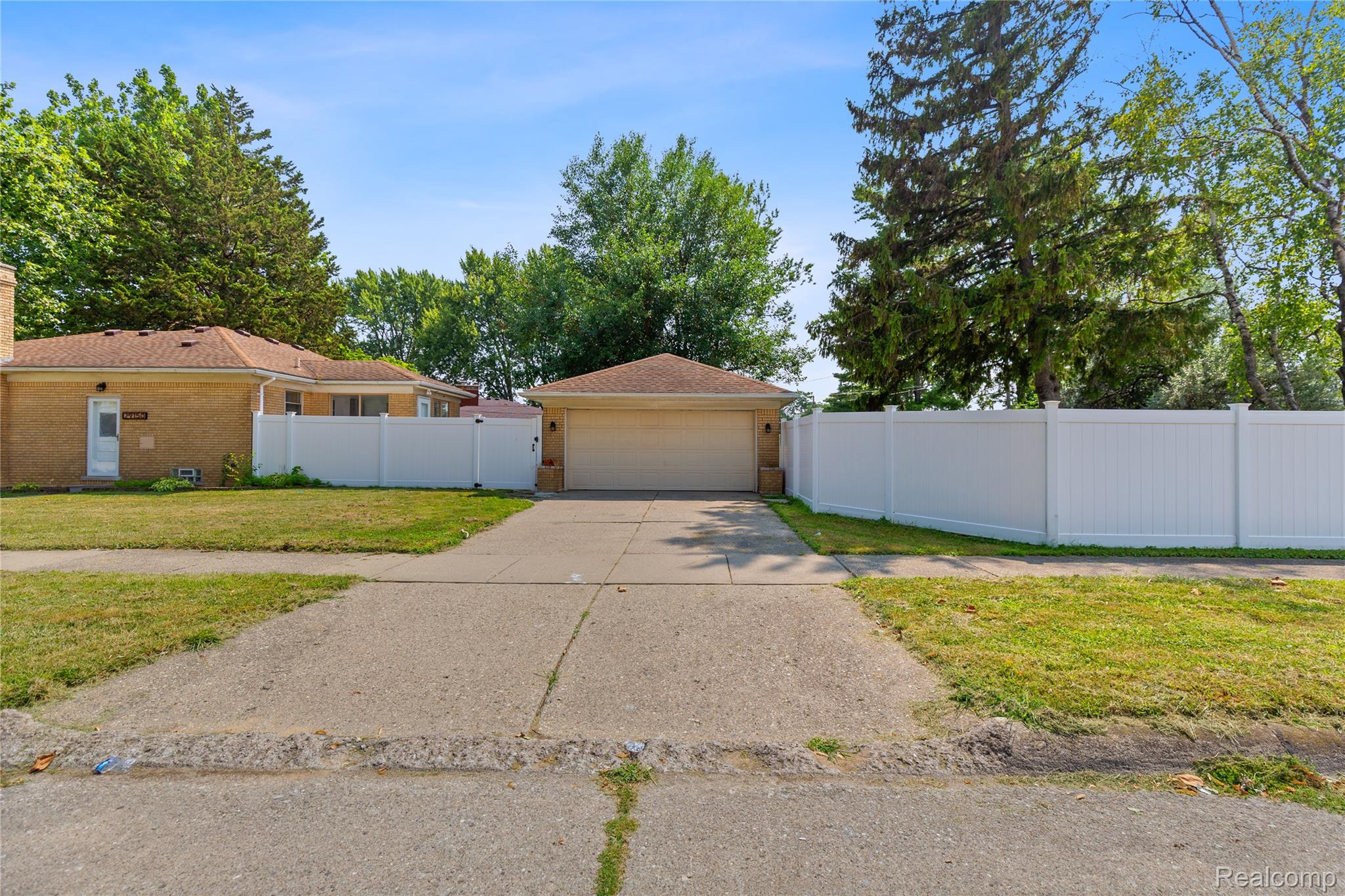 29150 GERALDINE Court