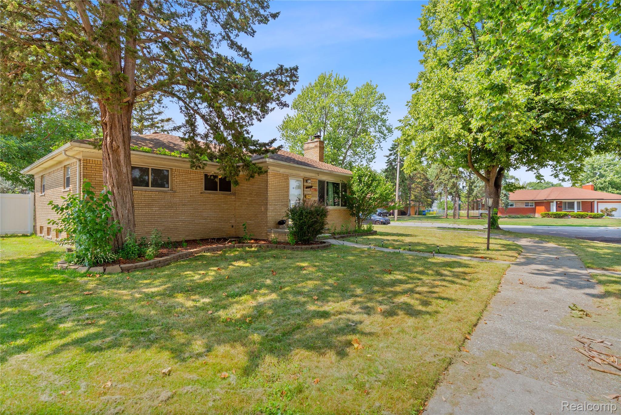 29150 GERALDINE Court