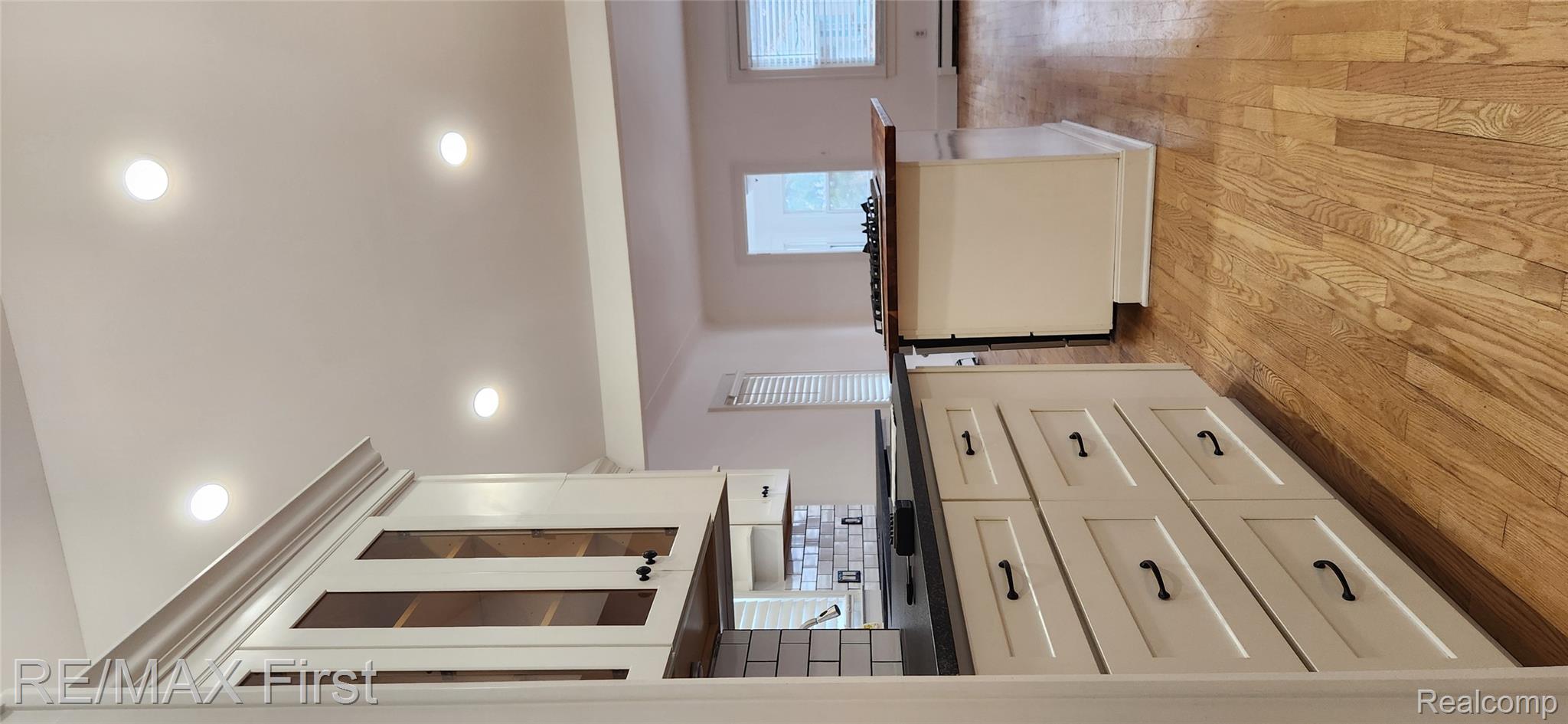 23844 Republic Avenue S