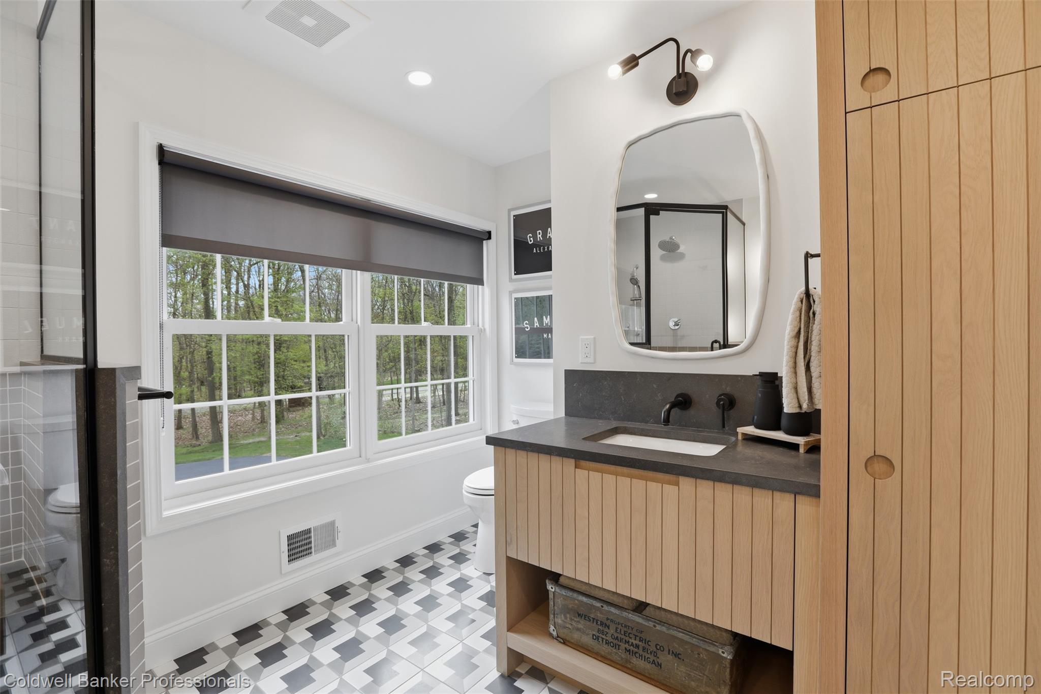 5490 Great Fosters Drive