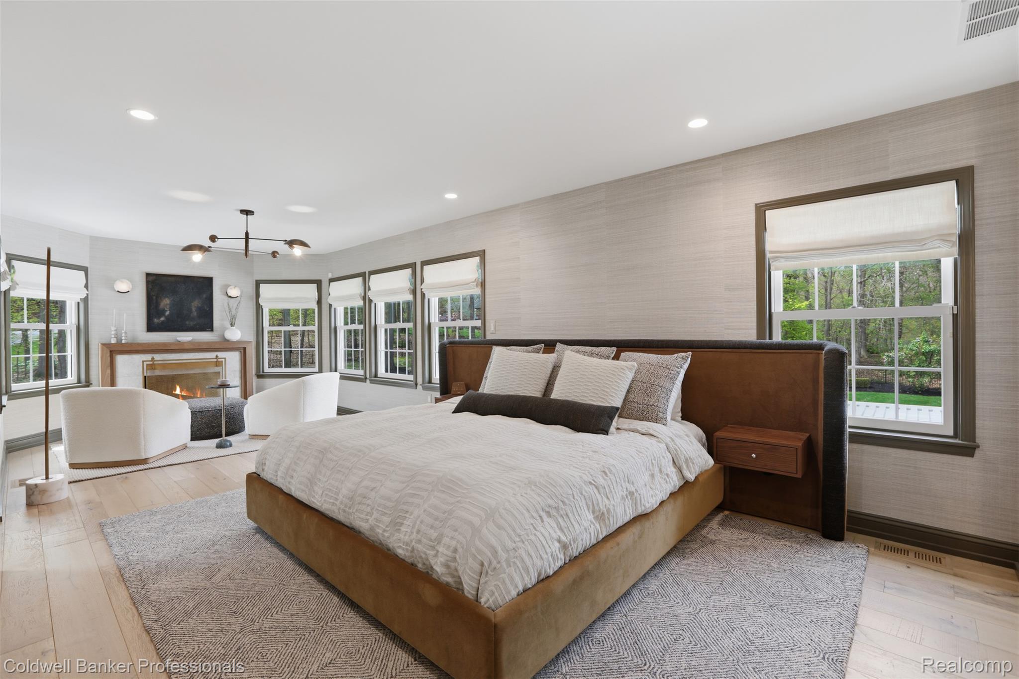 5490 Great Fosters Drive