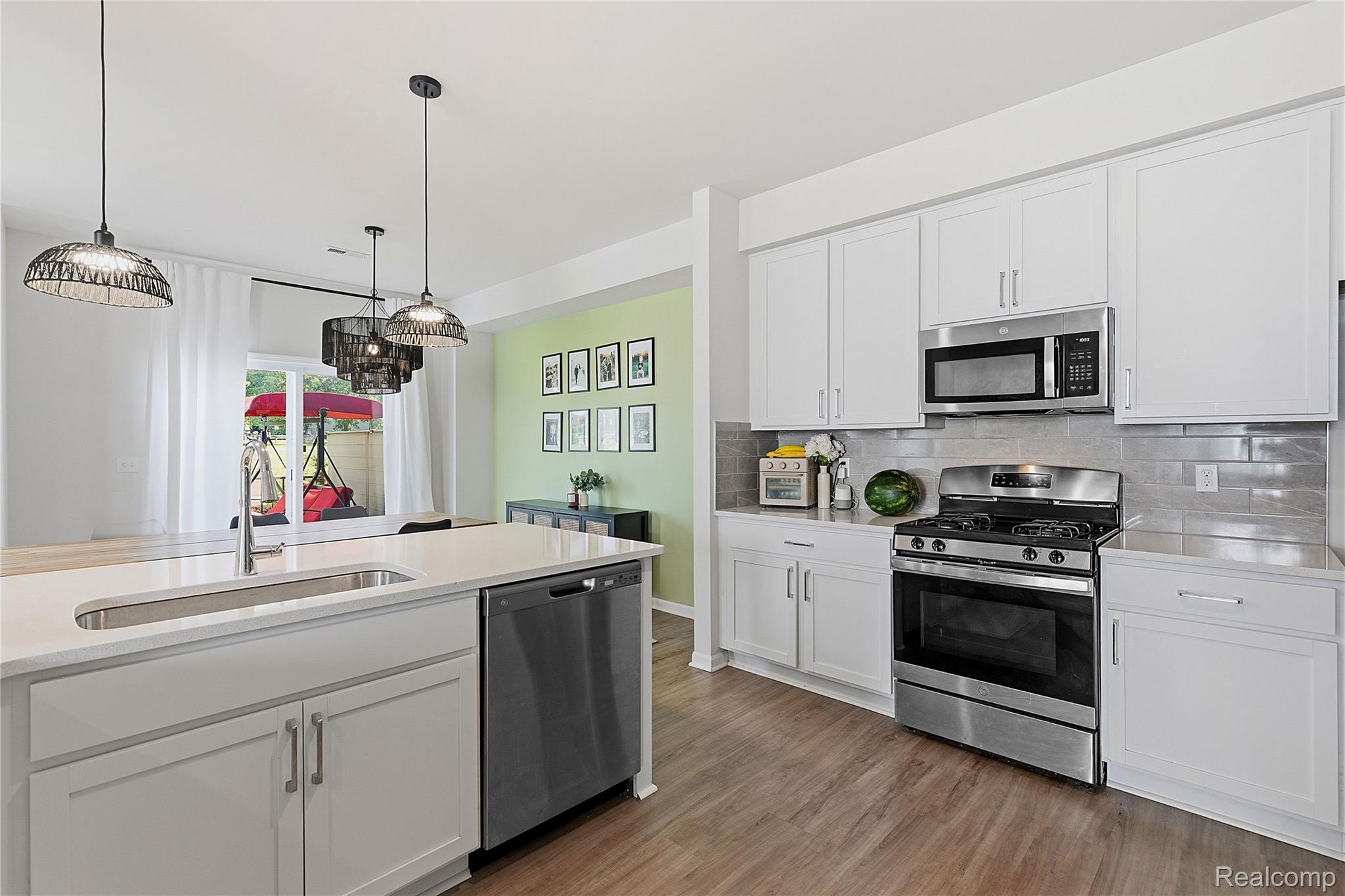 2401 Salt Springs Drive