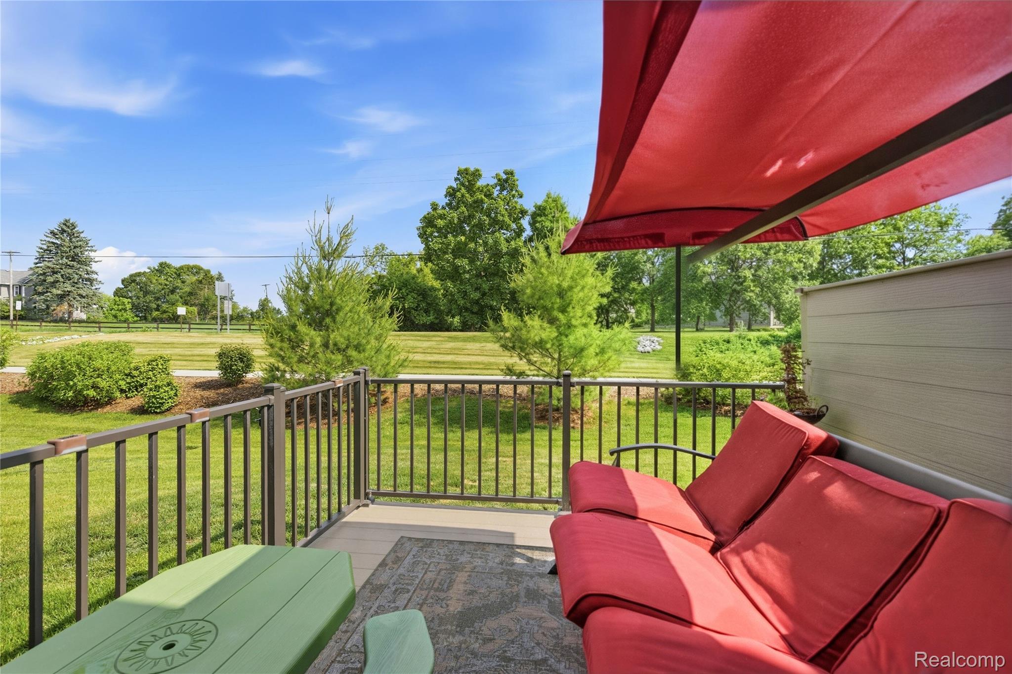 2401 Salt Springs Drive
