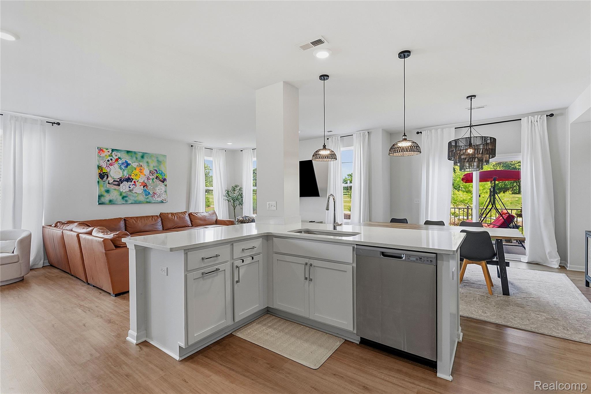 2401 Salt Springs Drive
