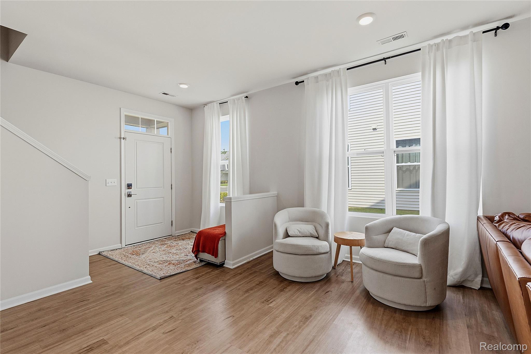 2401 Salt Springs Drive