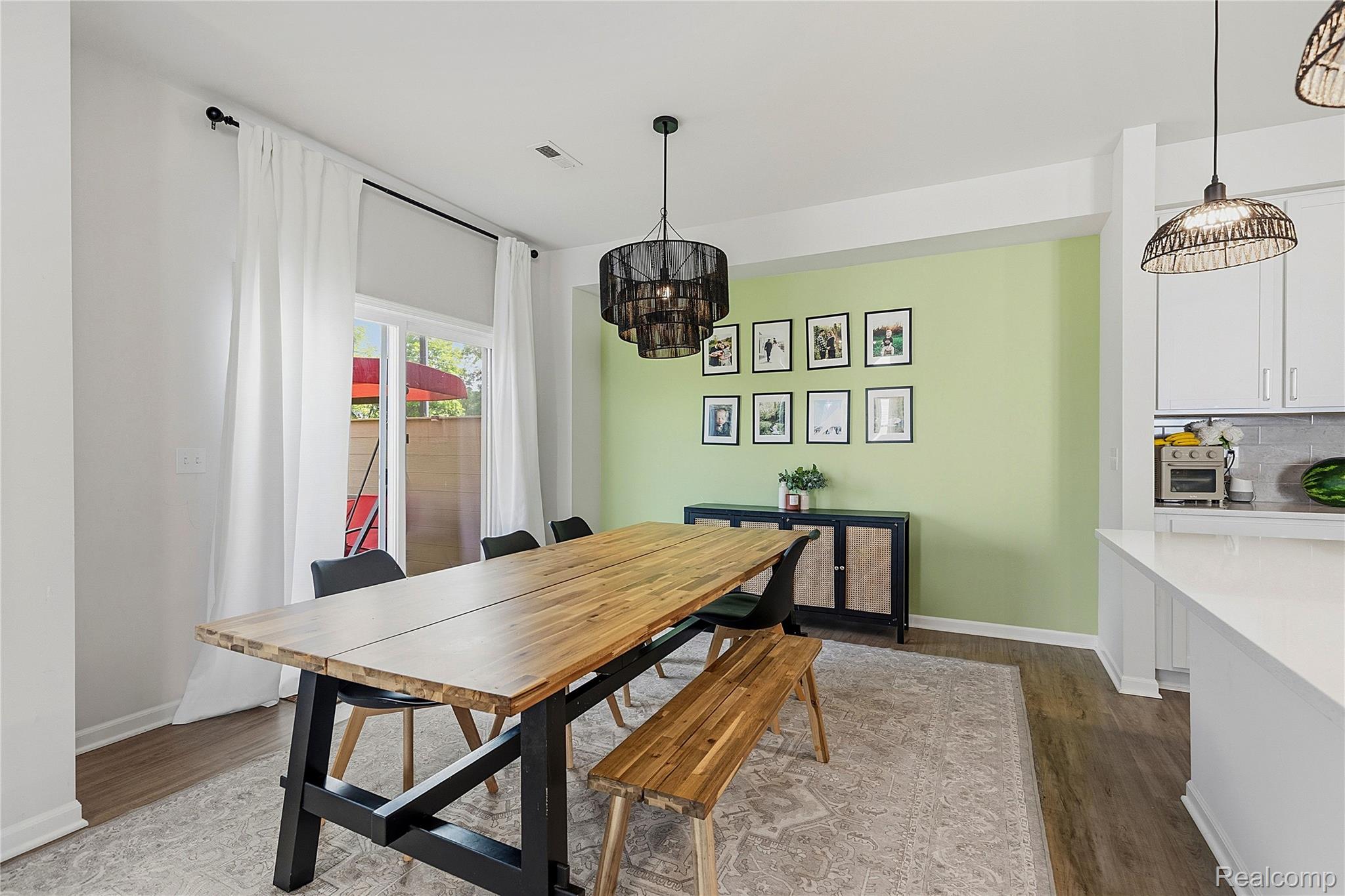 2401 Salt Springs Drive