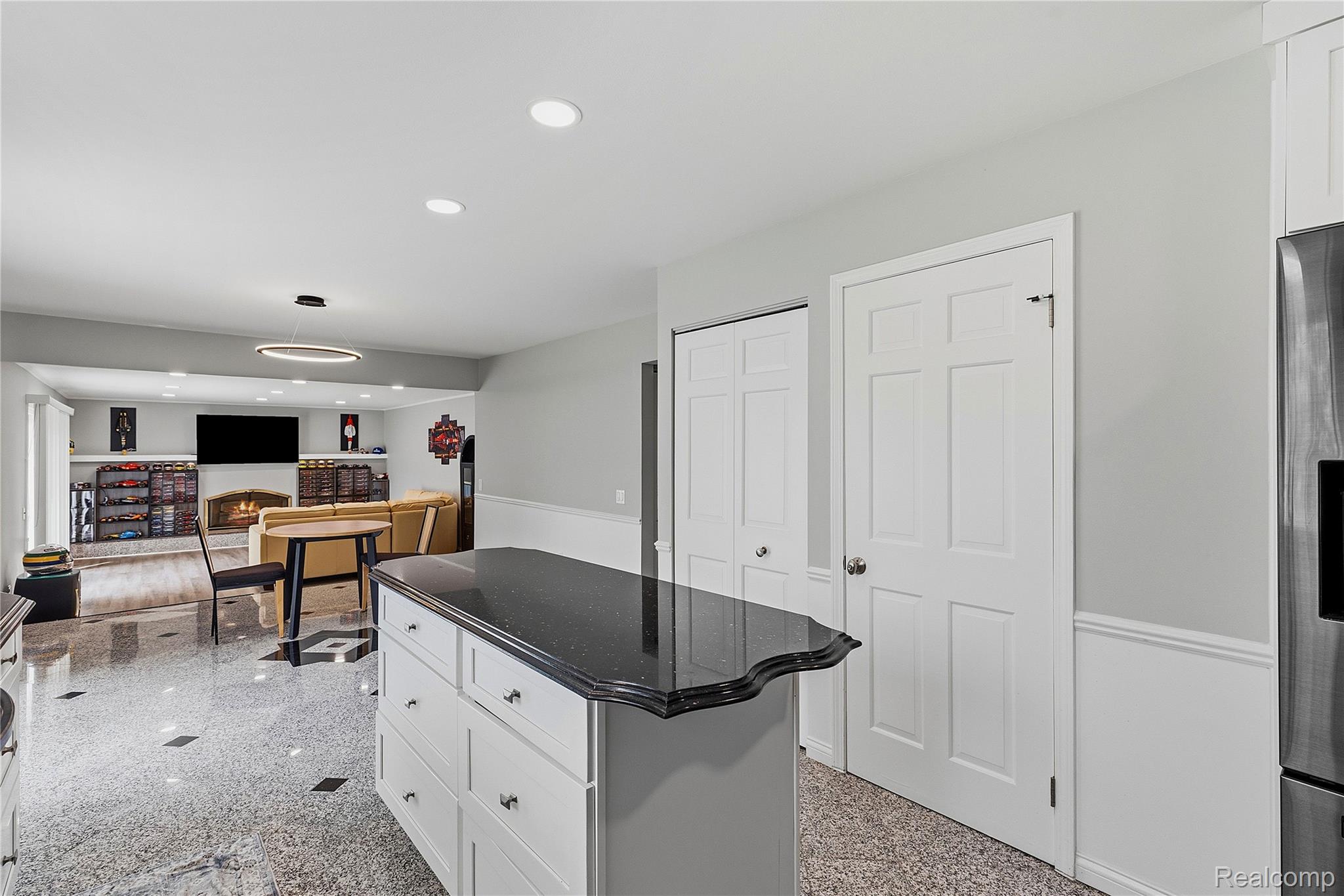 3495 Macnichol Trail