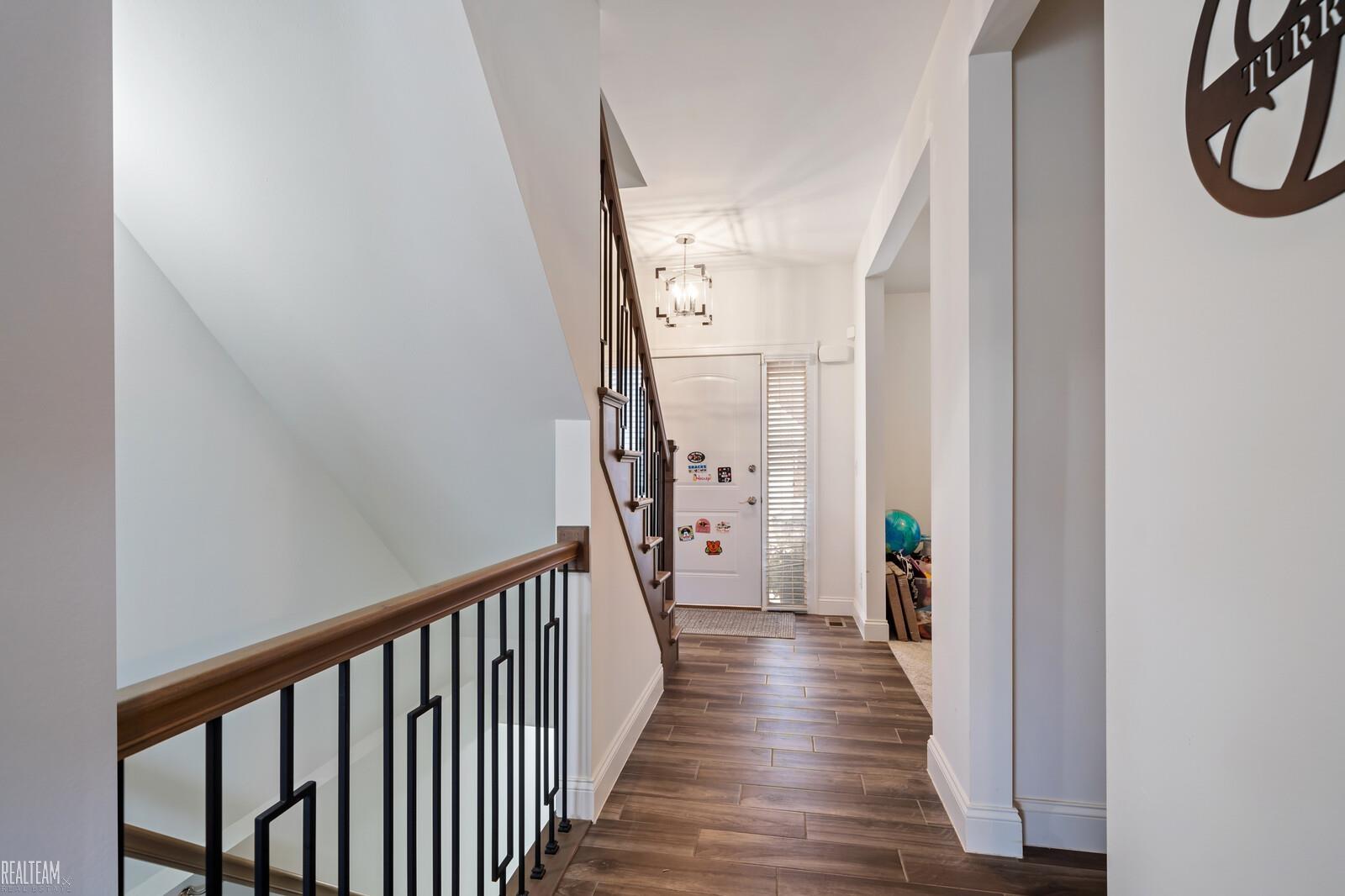 47367 E Bayside Circle