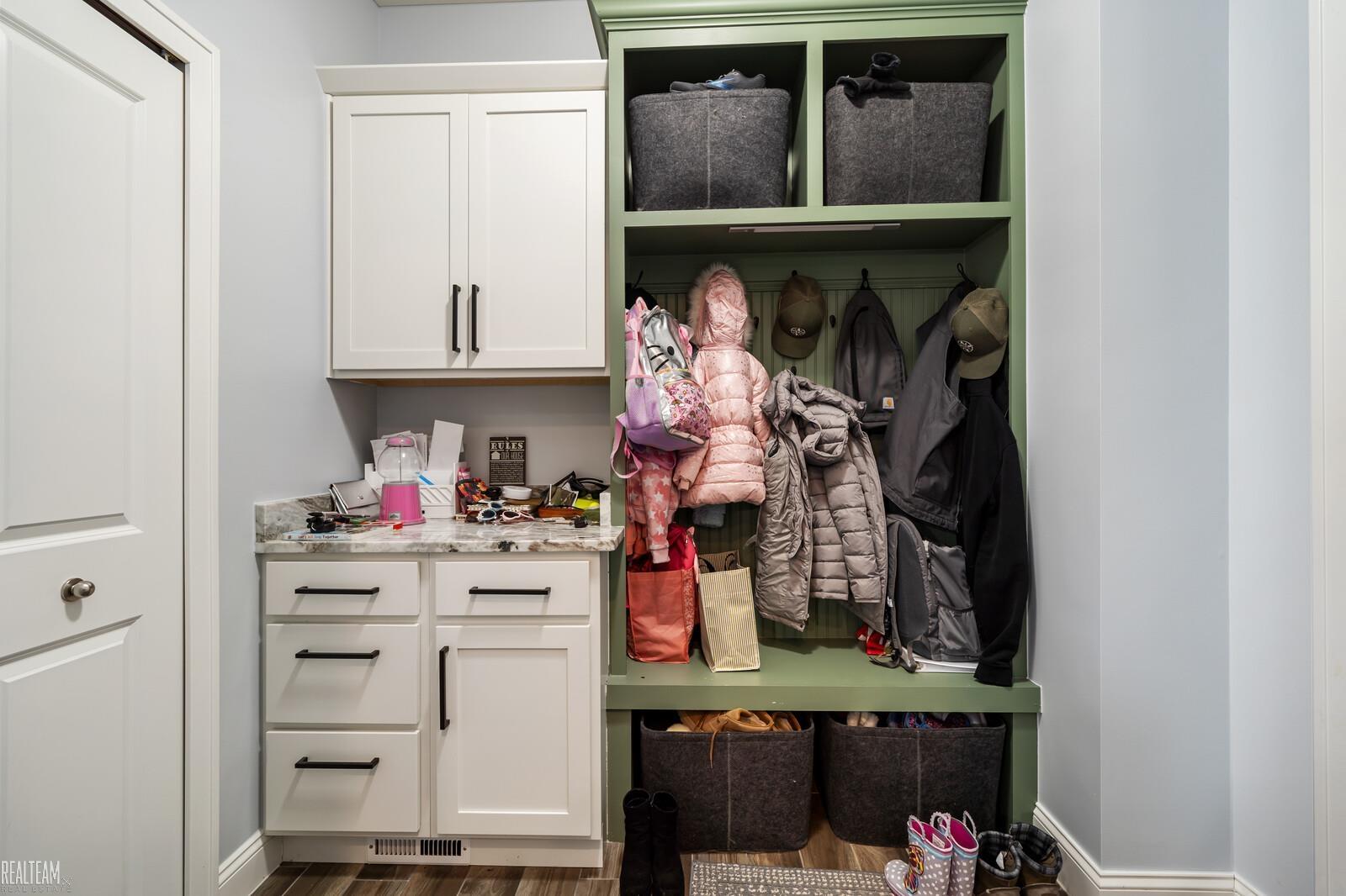 47367 E Bayside Circle