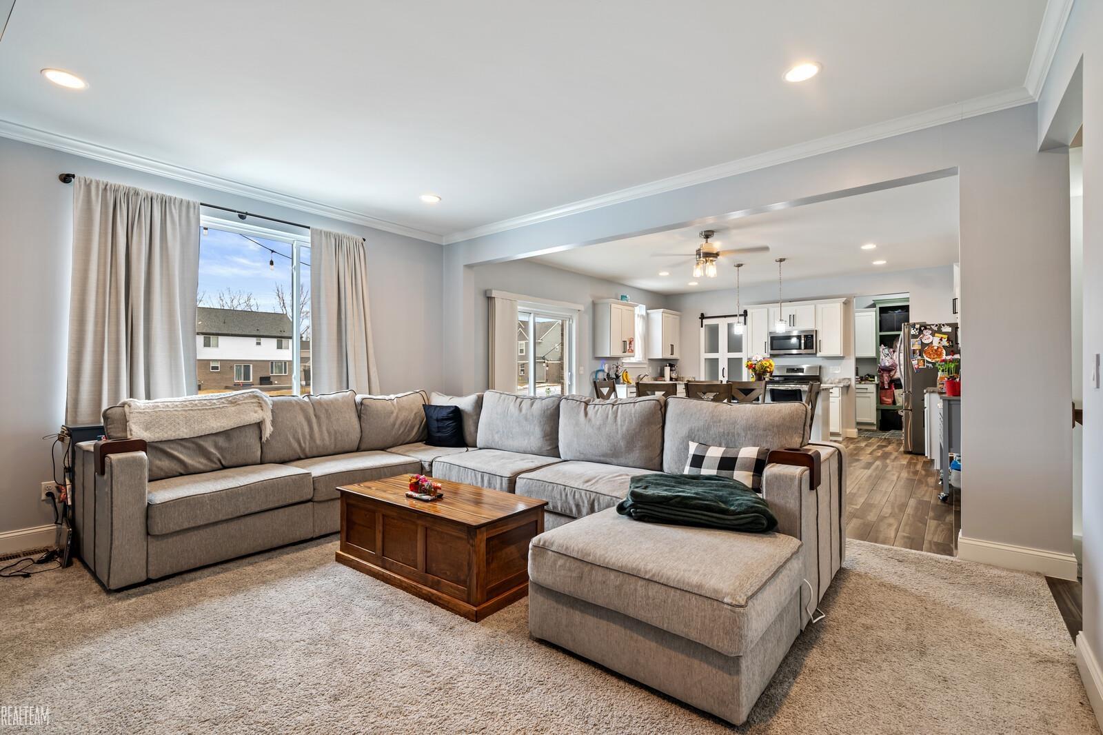 47367 E Bayside Circle