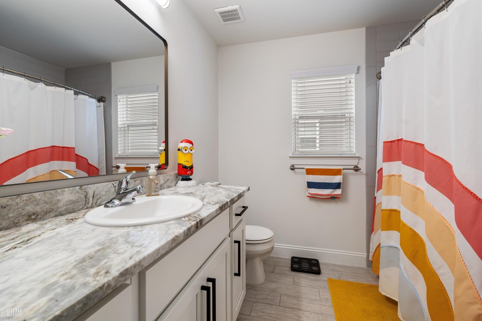 47367 E Bayside Circle