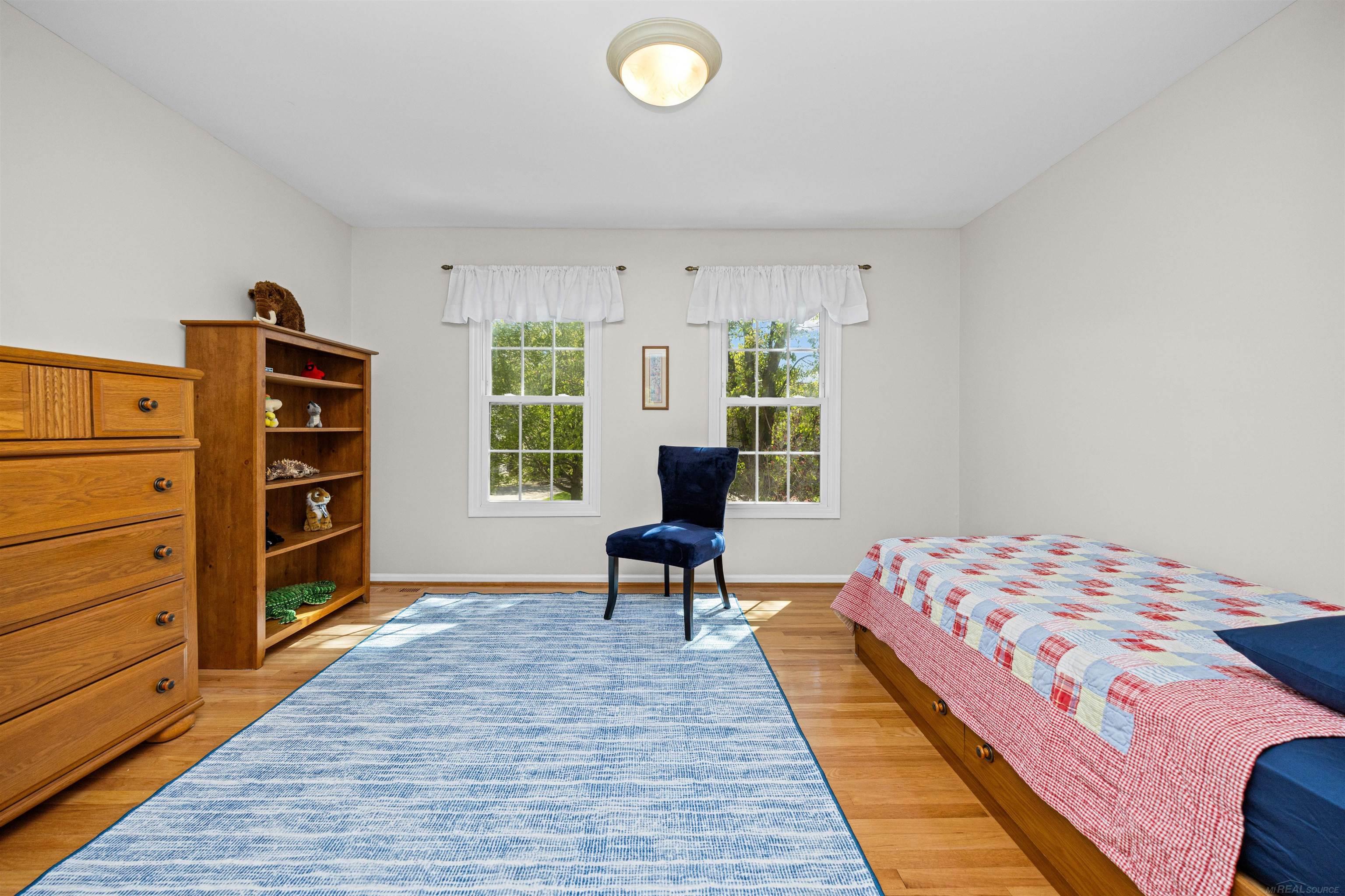 4247 Bold Meadows Street