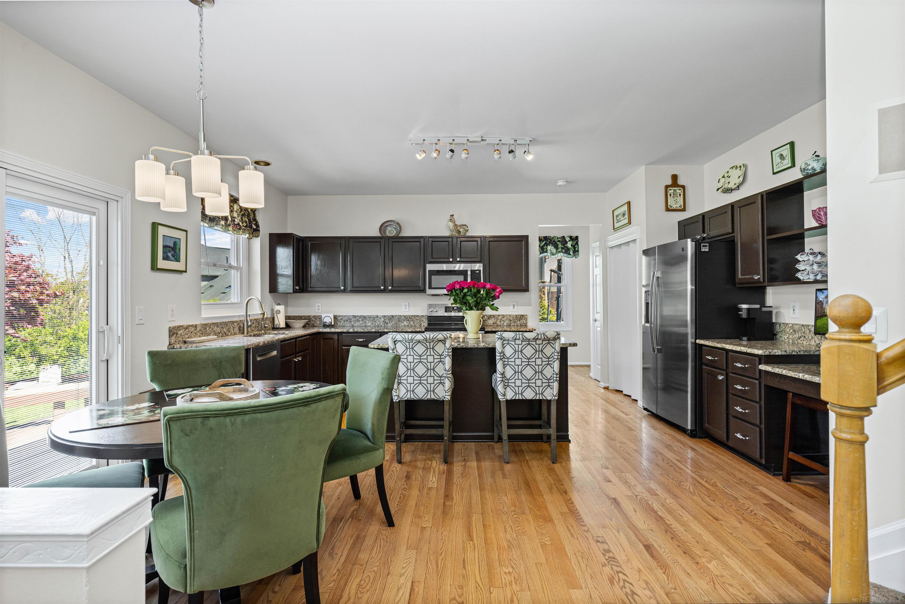 4247 Bold Meadows Street