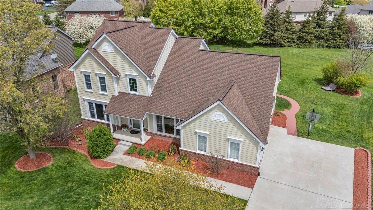 4247 Bold Meadows Street