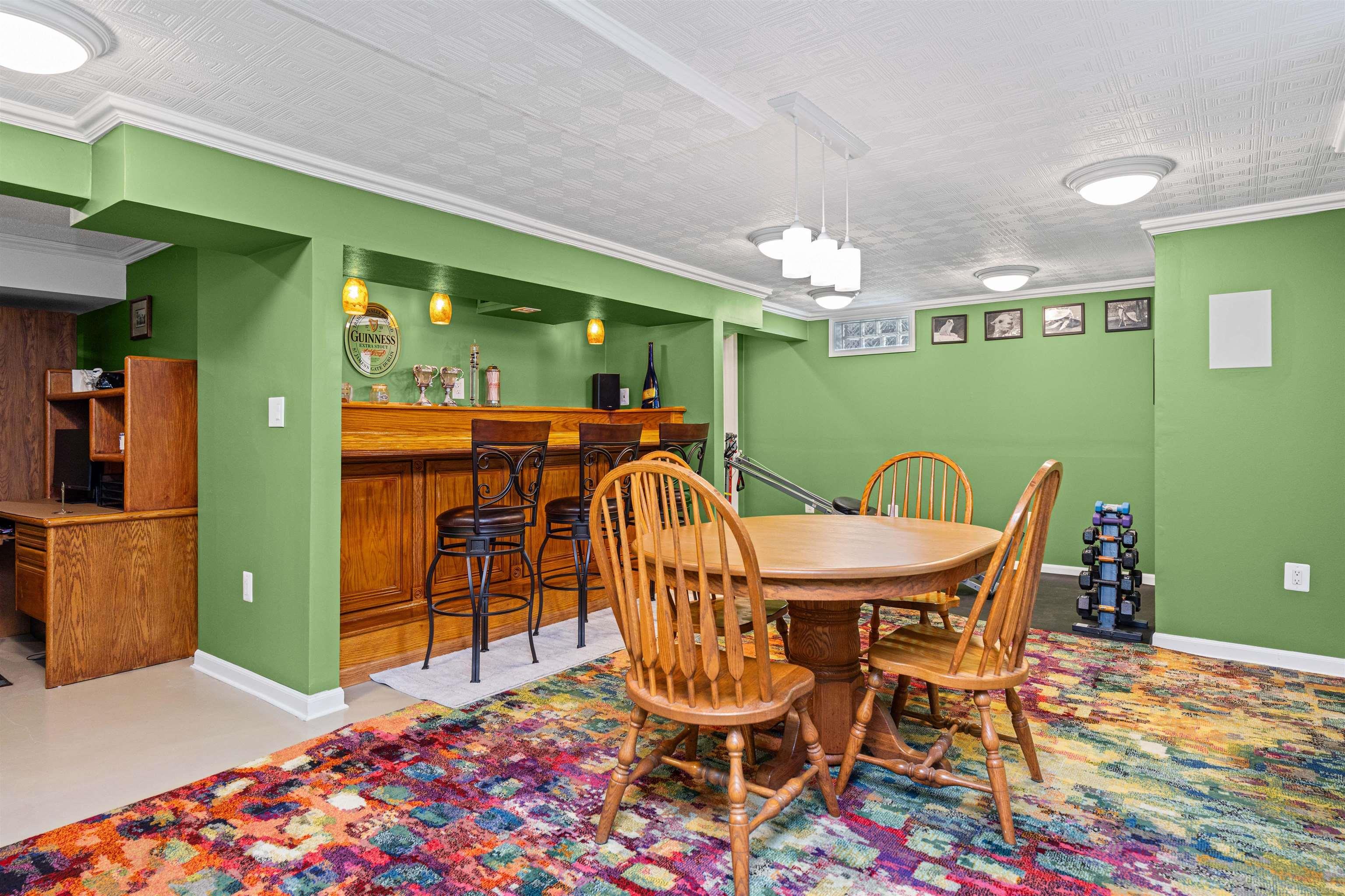 4247 Bold Meadows Street