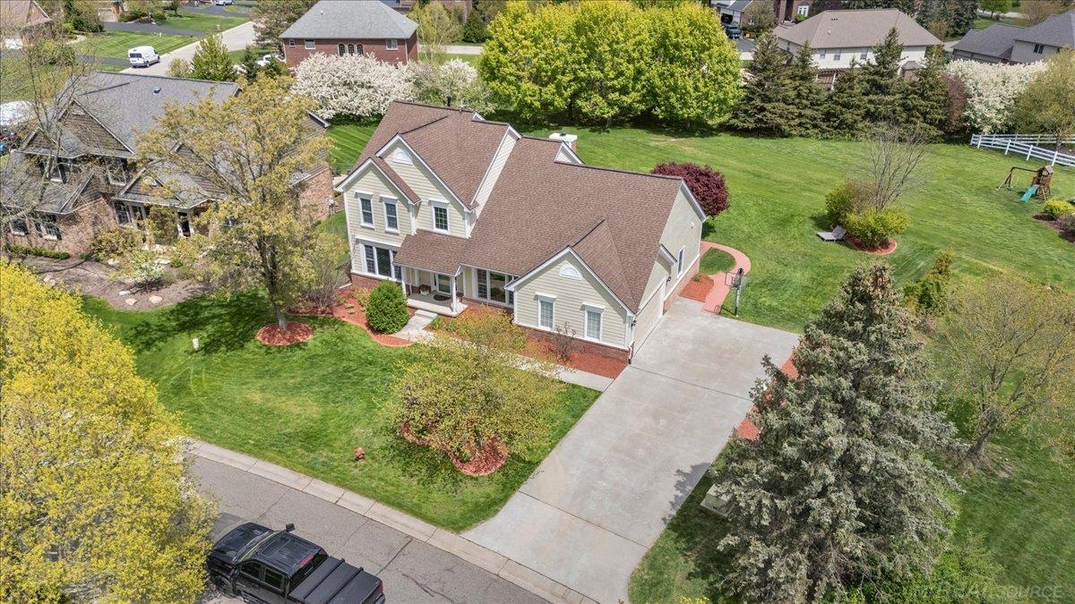 4247 Bold Meadows Street