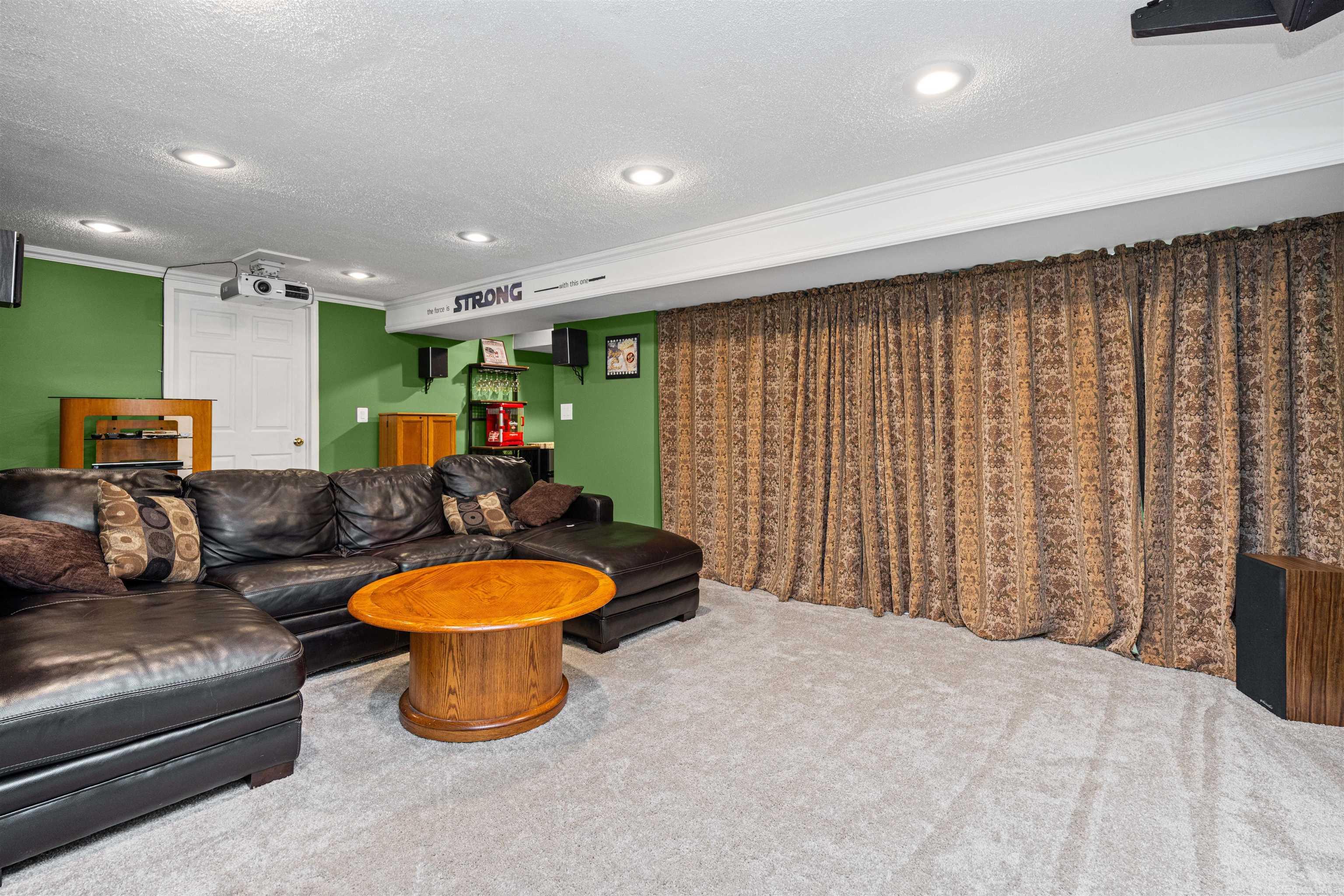 4247 Bold Meadows Street