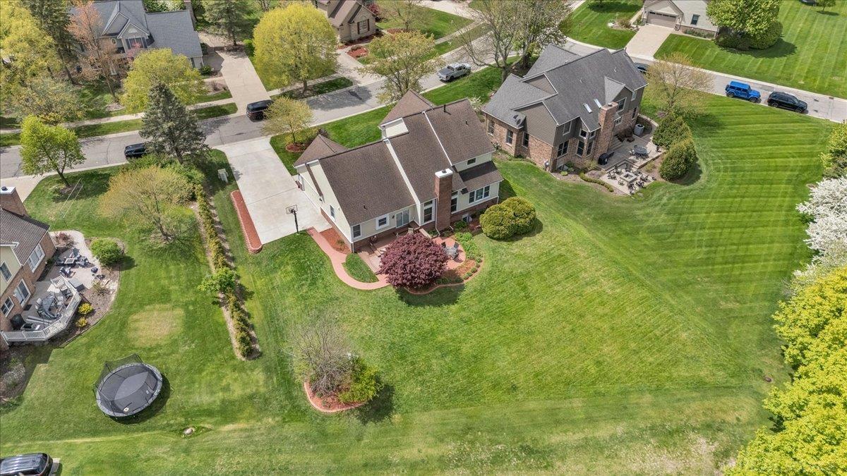 4247 Bold Meadows Street