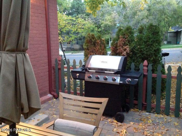 325 E Union 'The Townhouse' Street