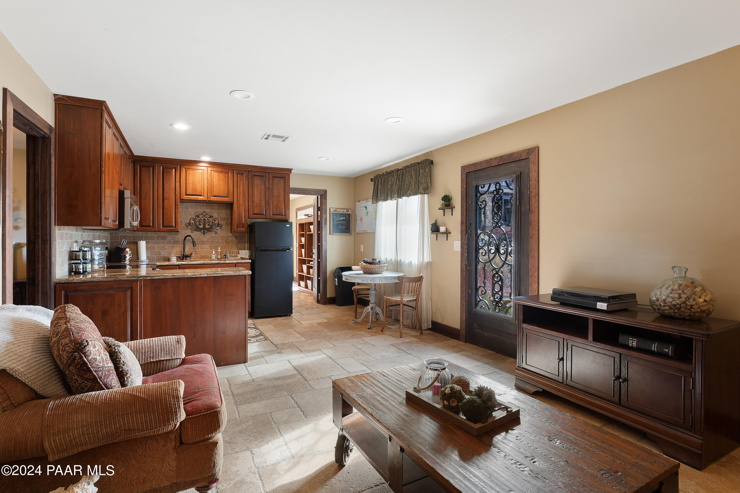 3450 W Chipmunk Road