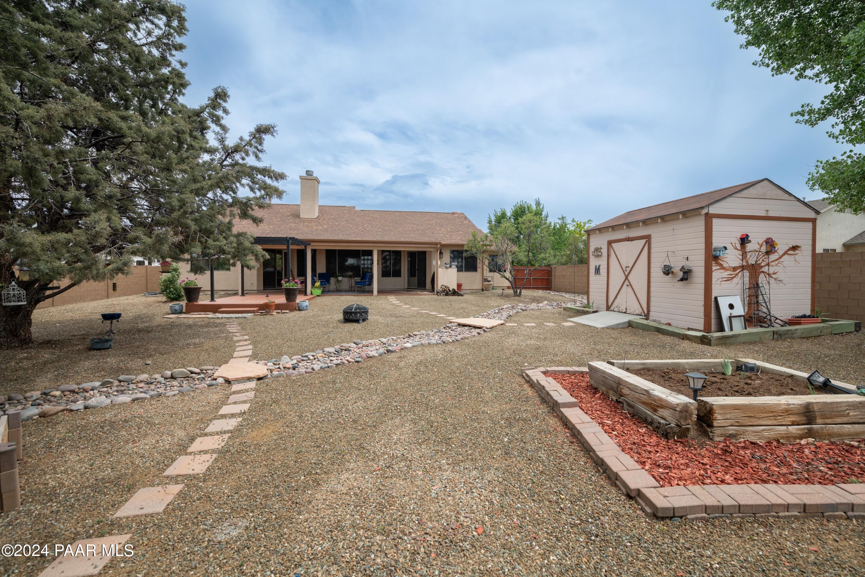 7280 N Pinnacle Pass Drive