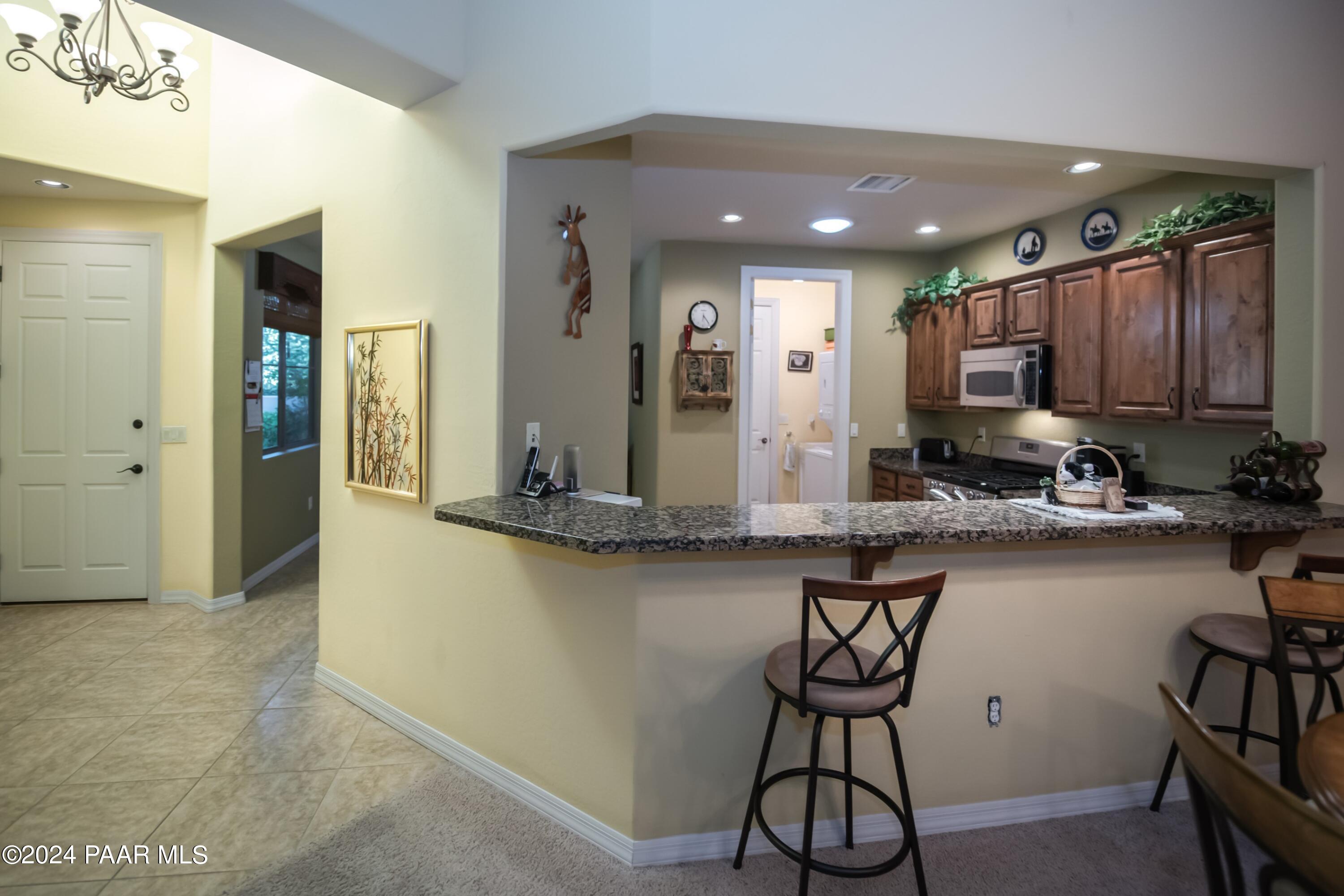 406 Hilton Lane
