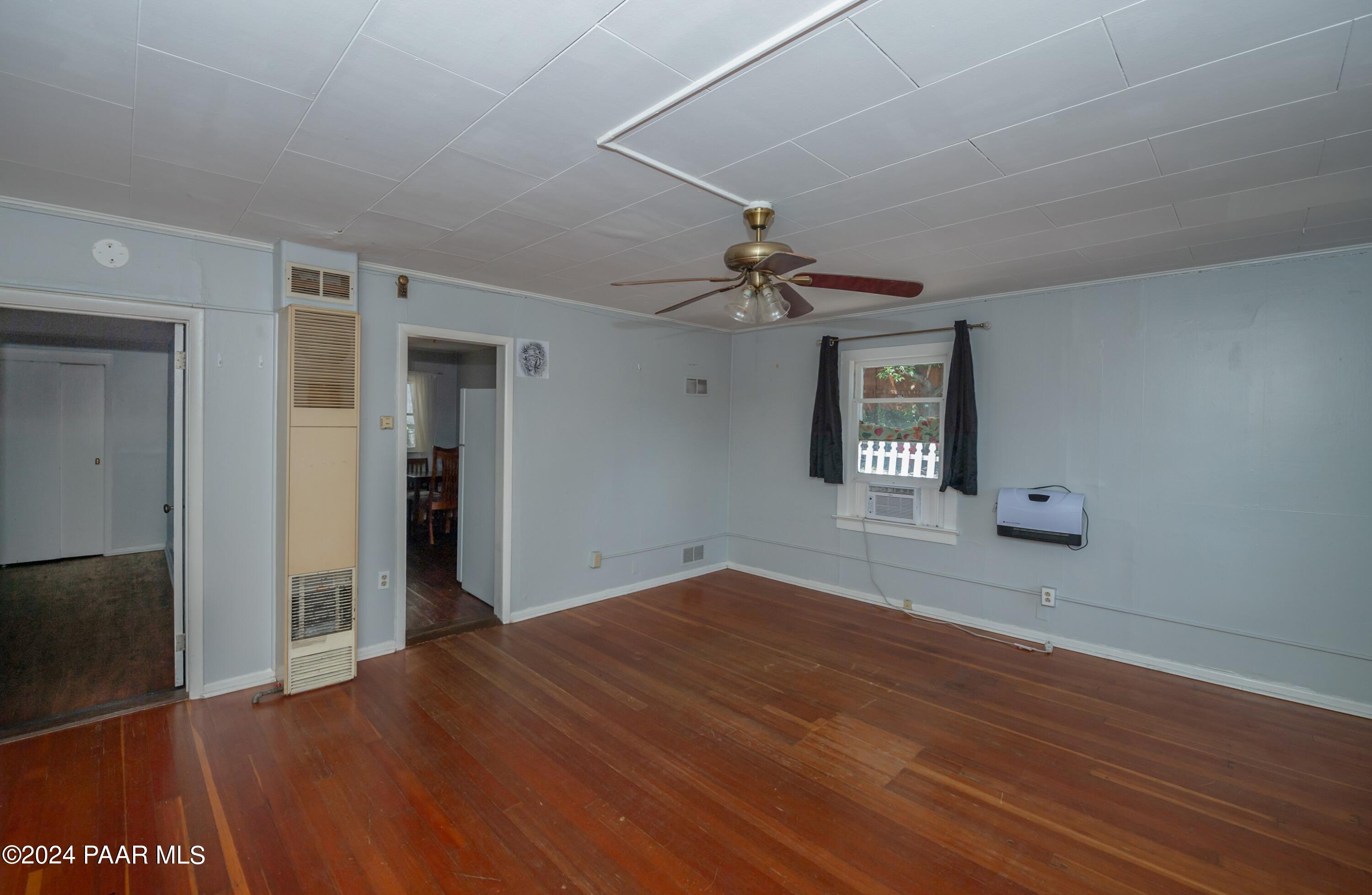 907 & 911 E Goodwin Street