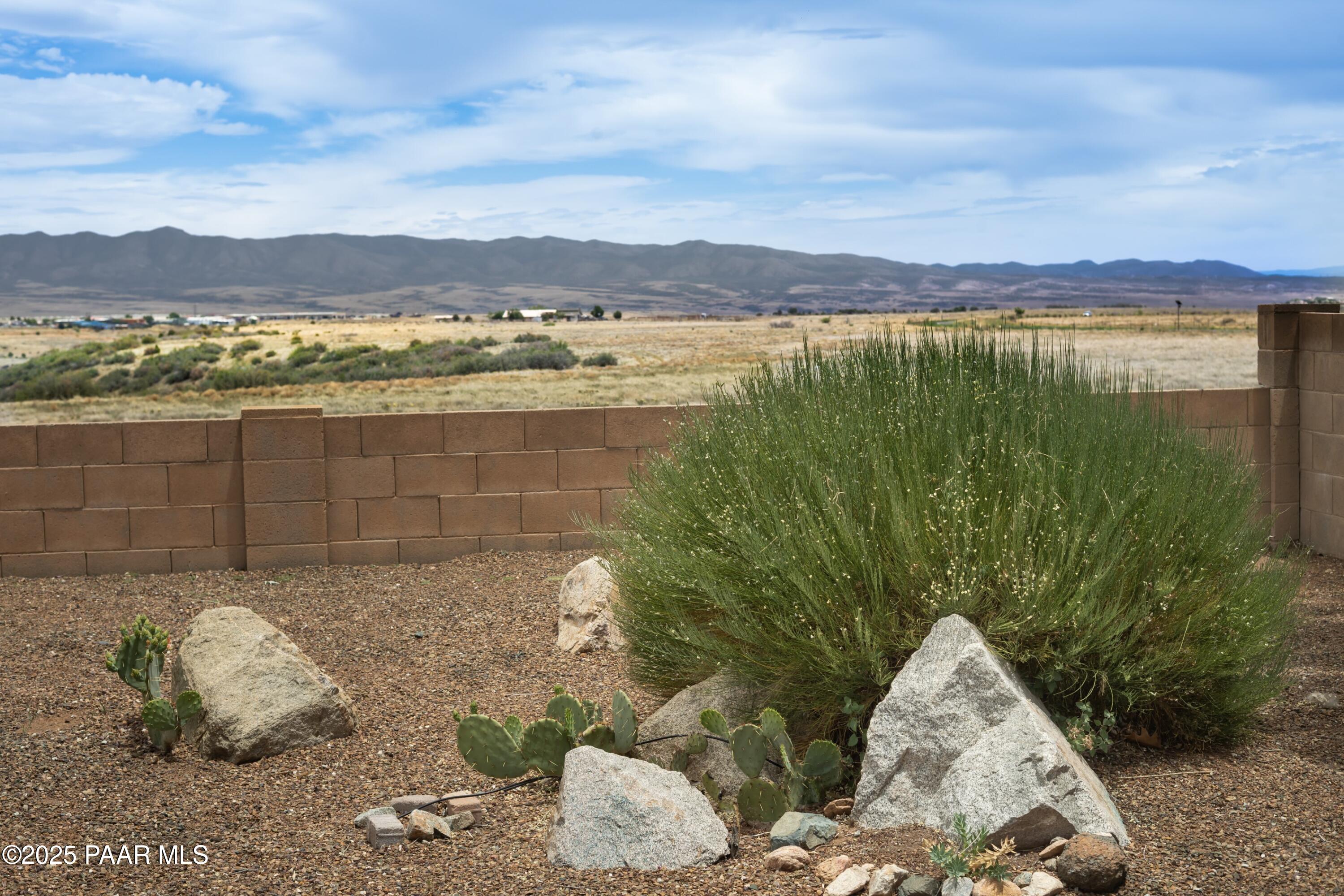 1891 N Tin Strap Trail