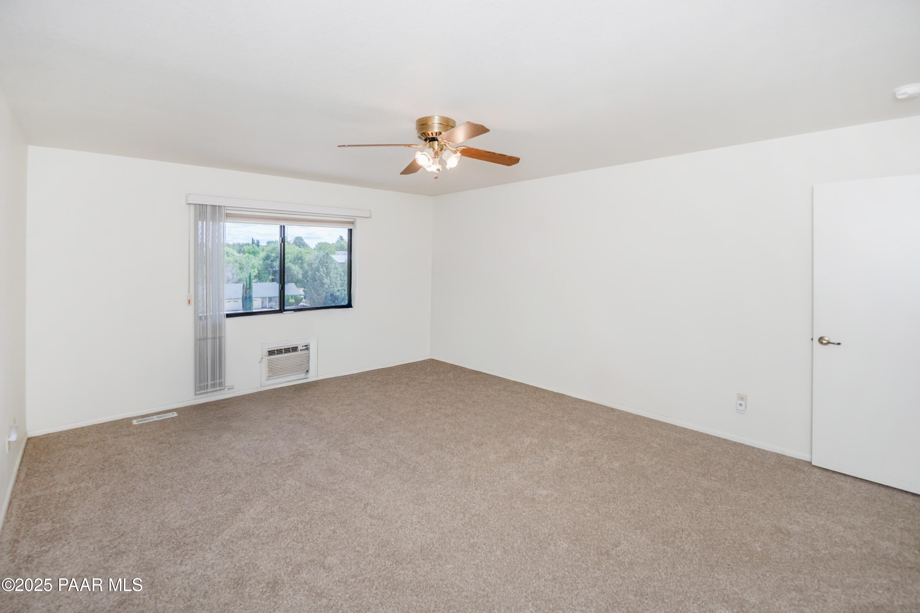 4801 N Calle Santa Cruz