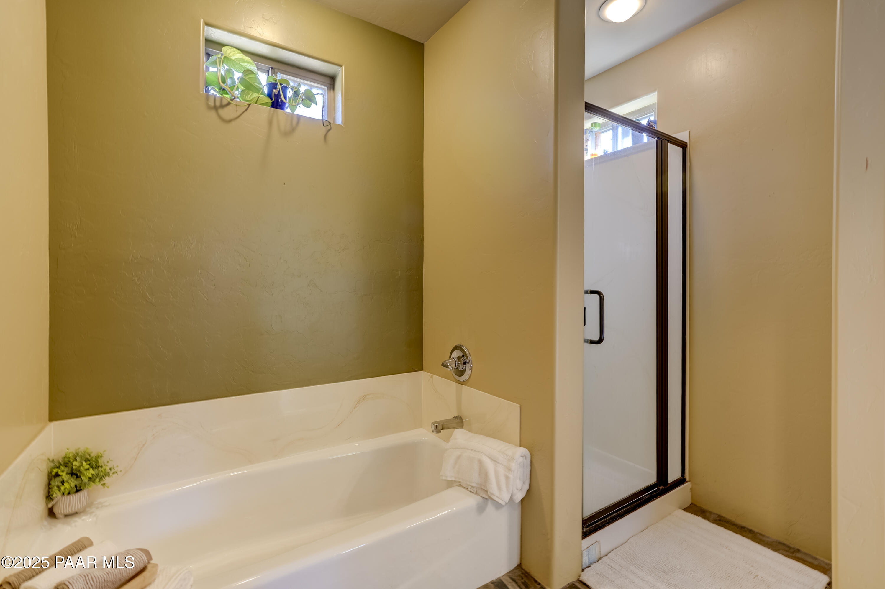 1101 S Milton Avenue