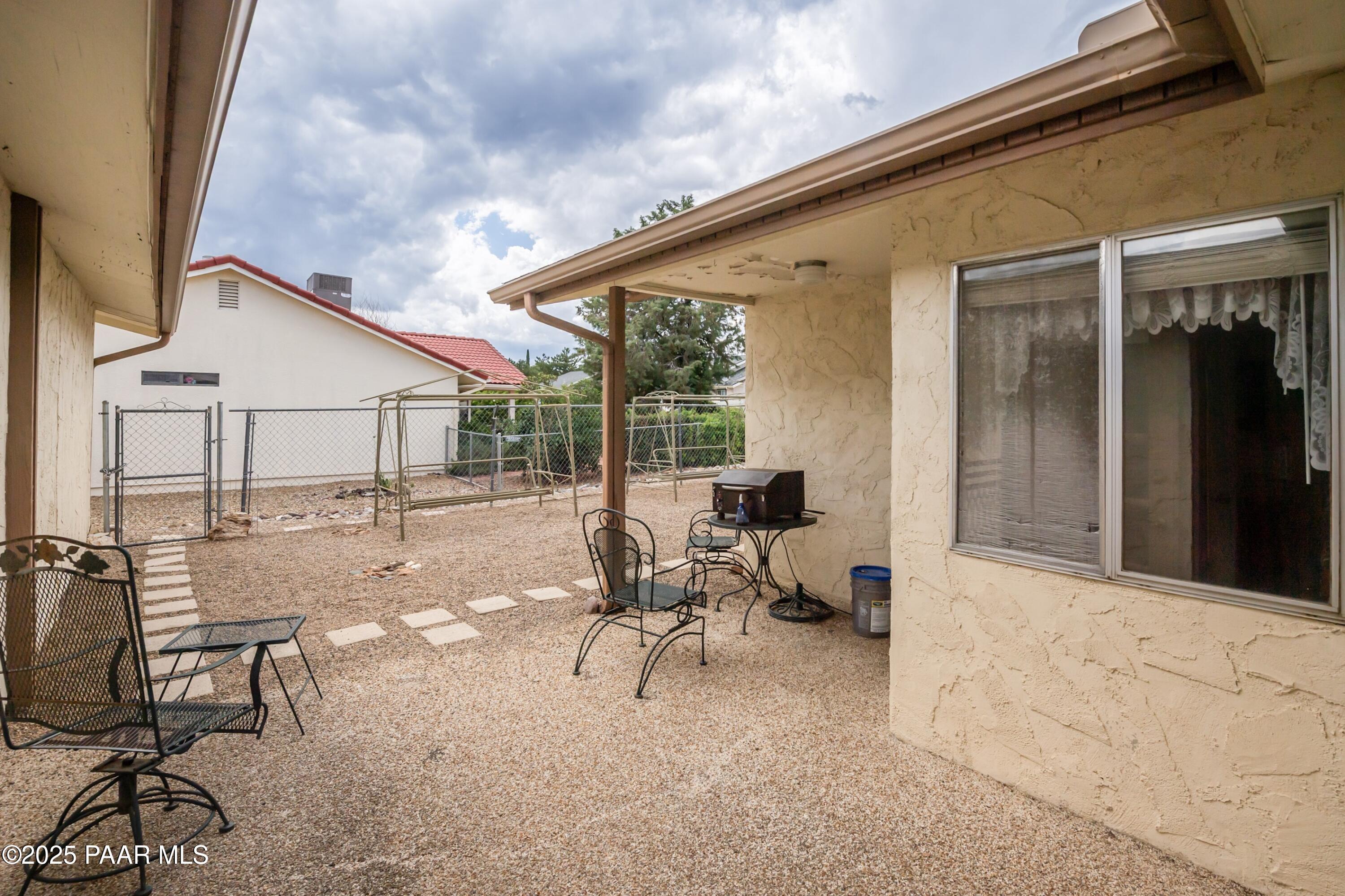 1170 N Broken Wagon Trail