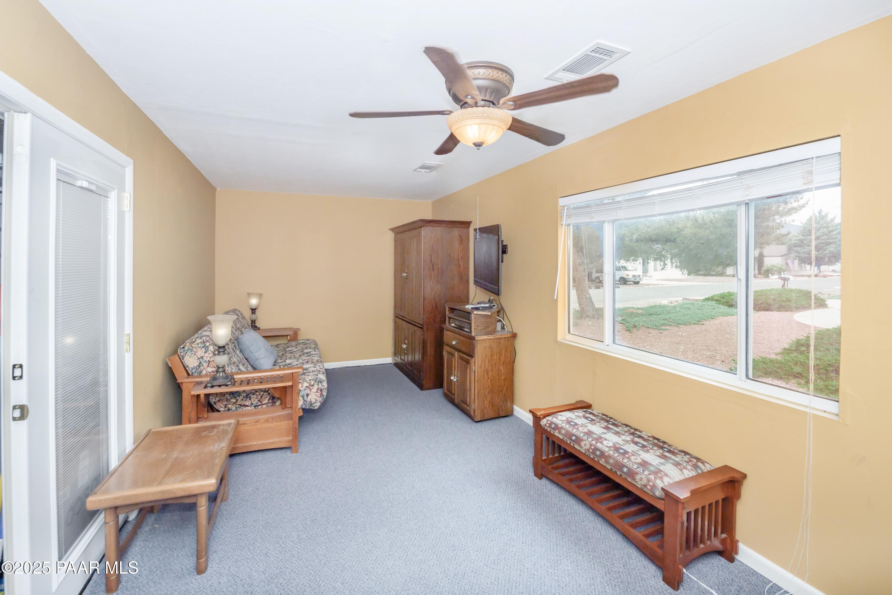 1170 N Broken Wagon Trail