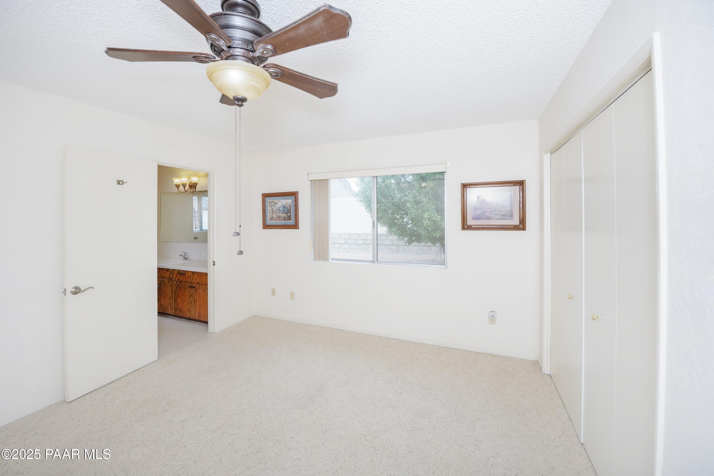 1170 N Broken Wagon Trail