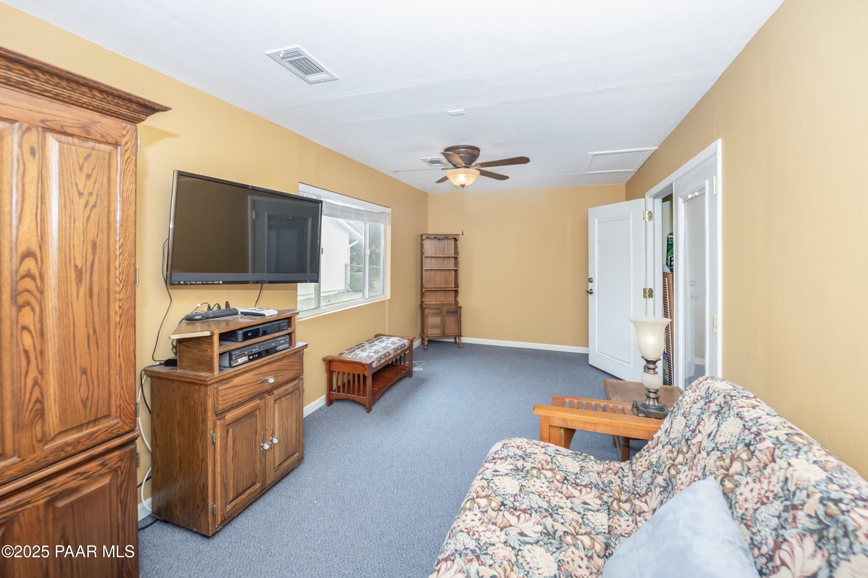 1170 N Broken Wagon Trail