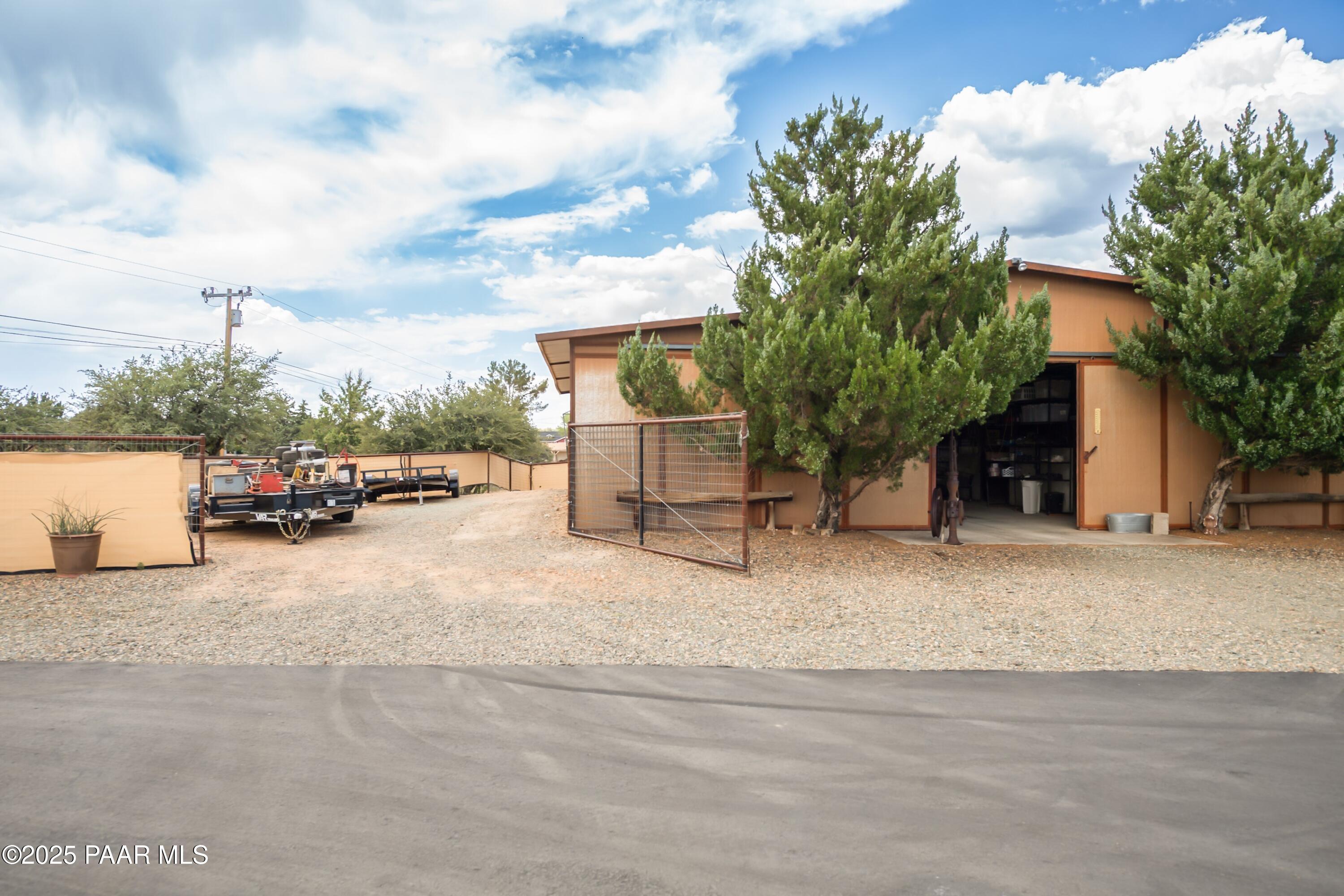 965 S Gunsmoke Drive