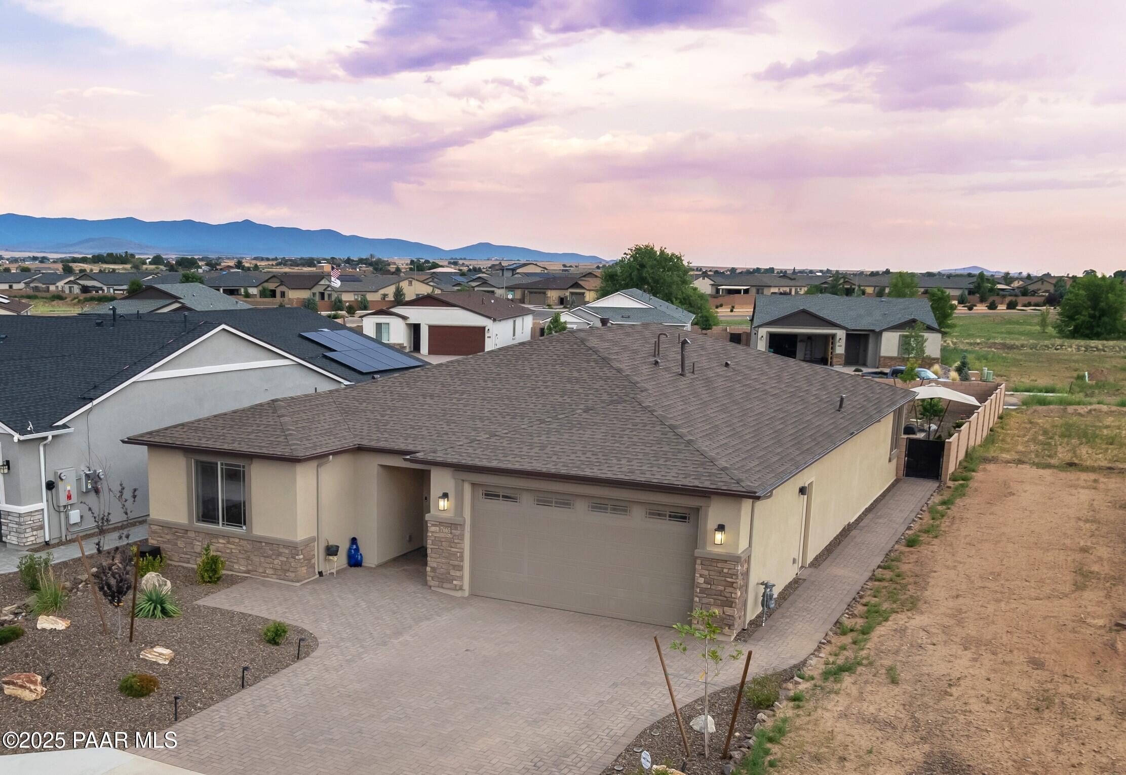 7665 E Fieldstone Drive