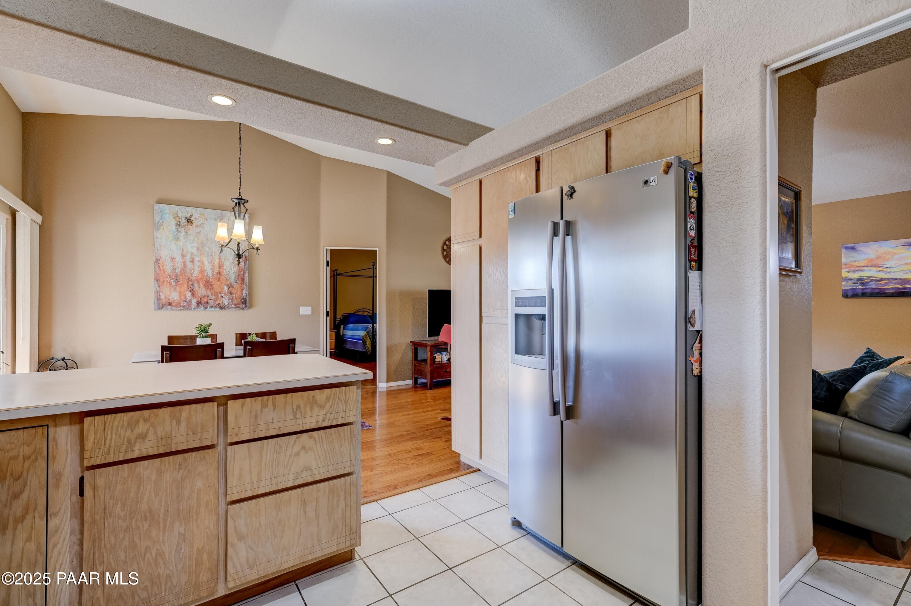 3293 Rose Lane