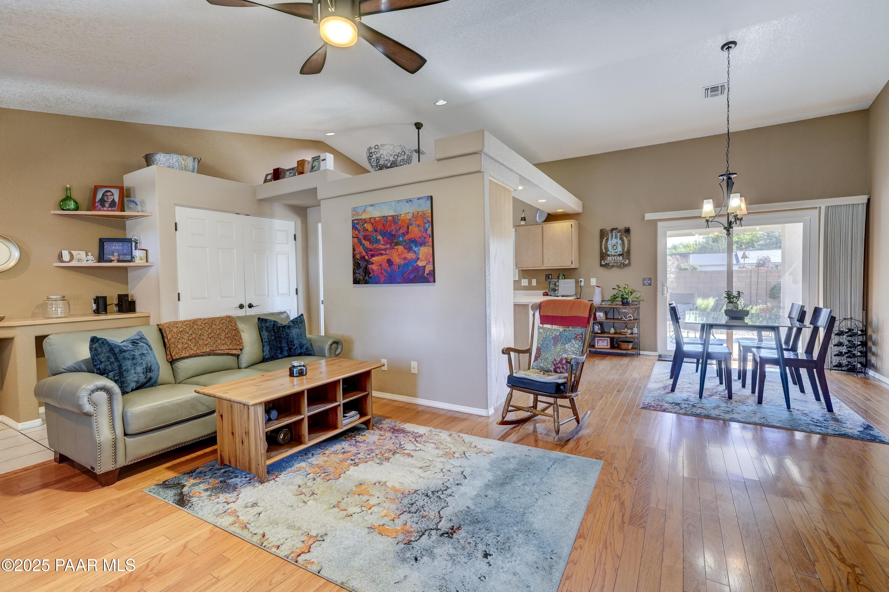 3293 Rose Lane