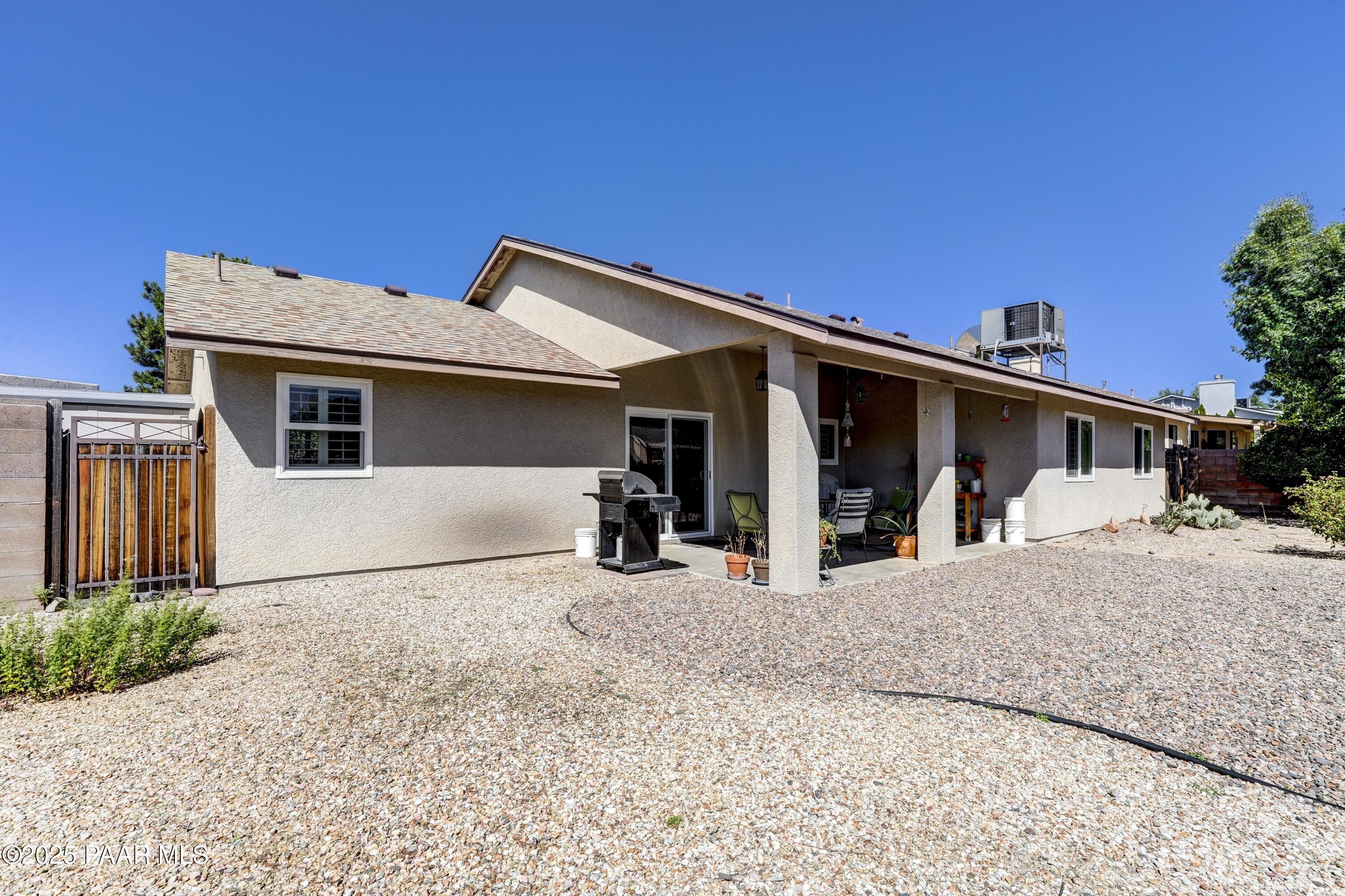 3293 Rose Lane