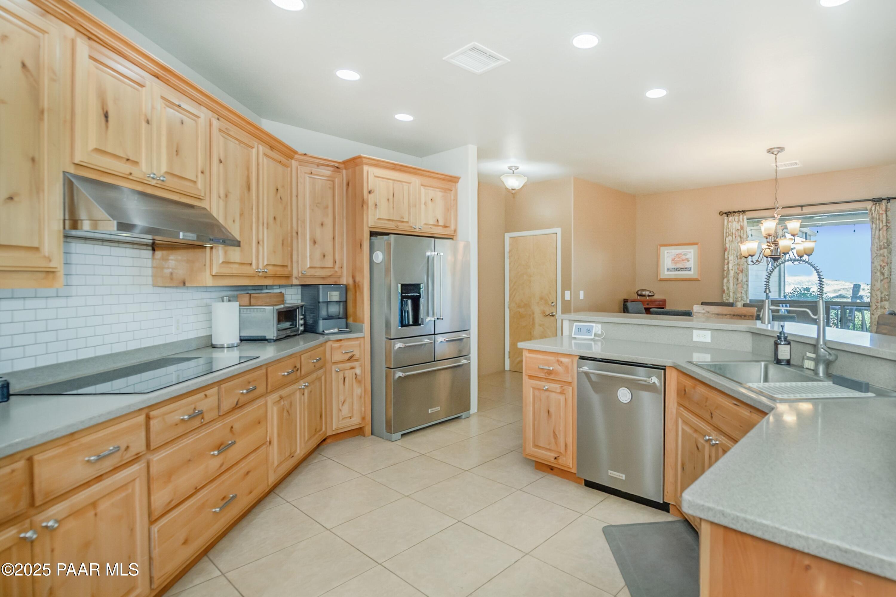 171 S Enchanted Road