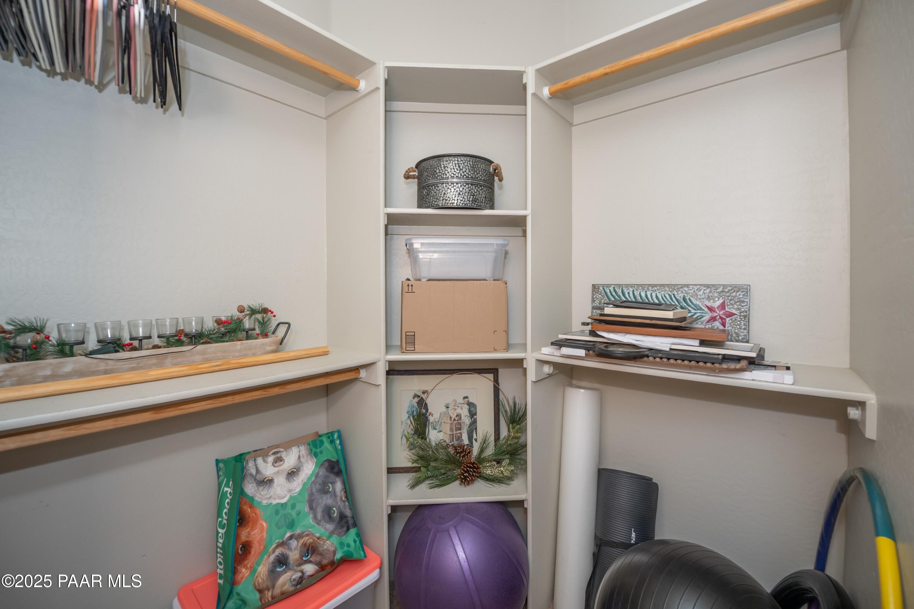 171 S Enchanted Road