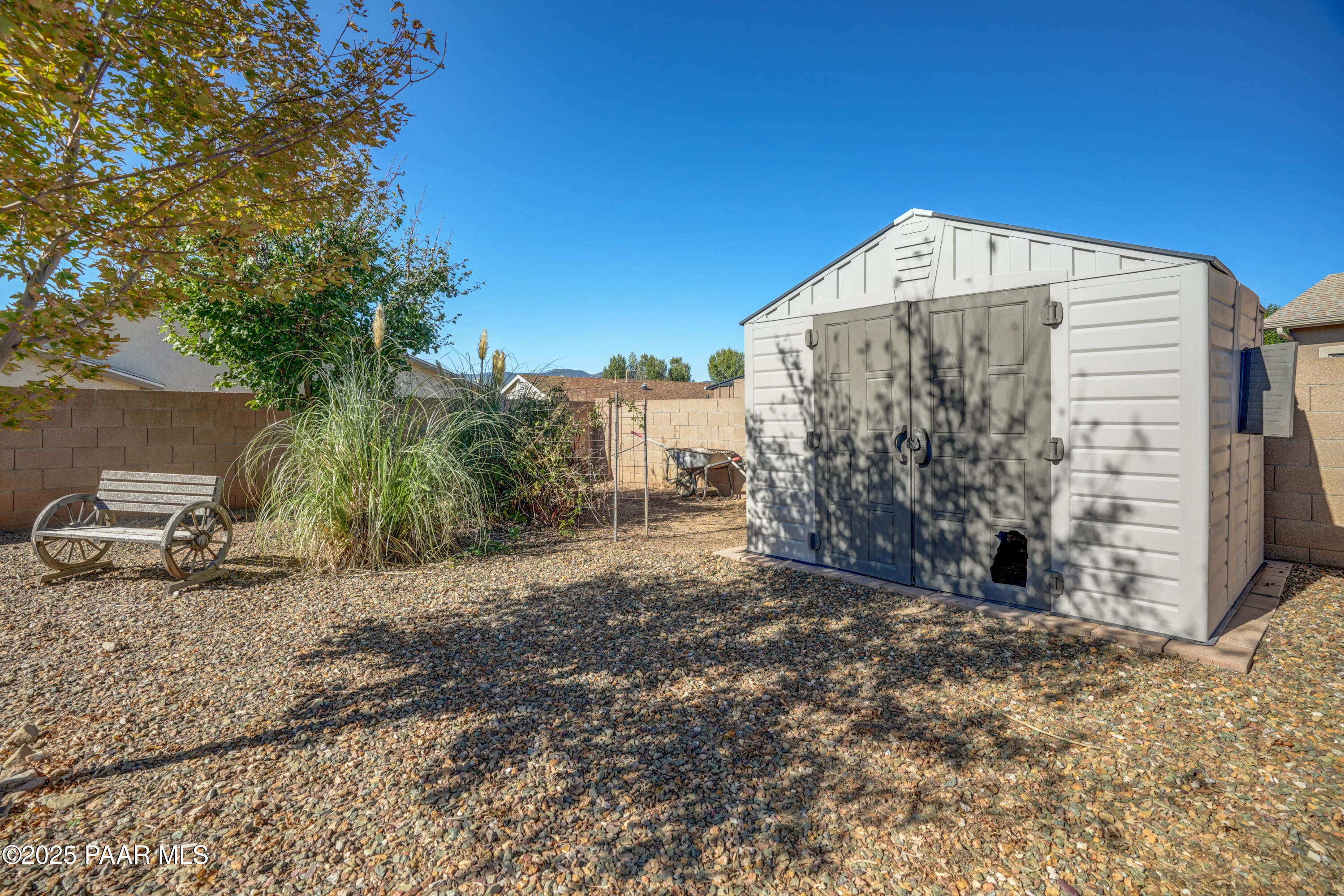 955 N Ceballos Court