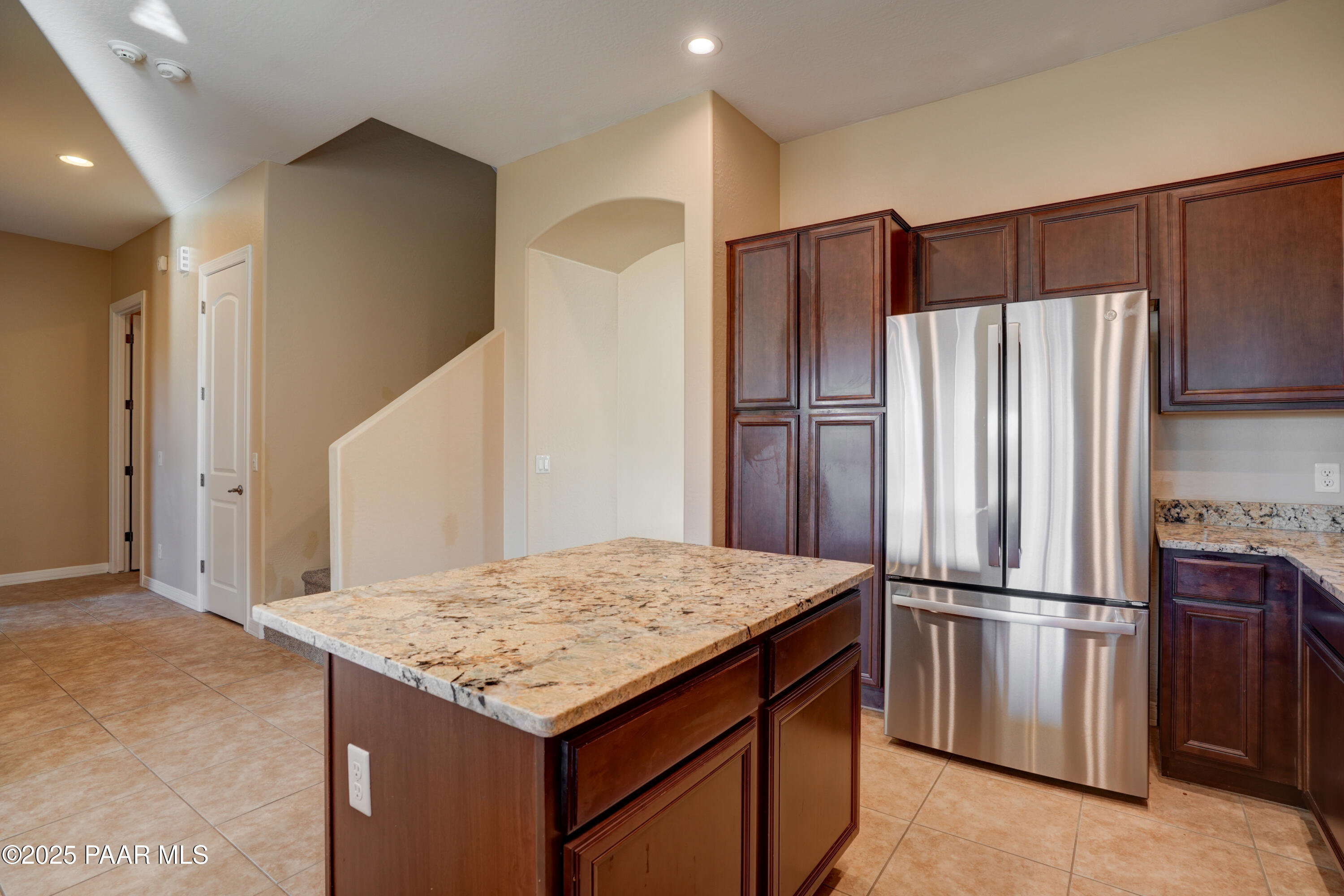 955 N Ceballos Court