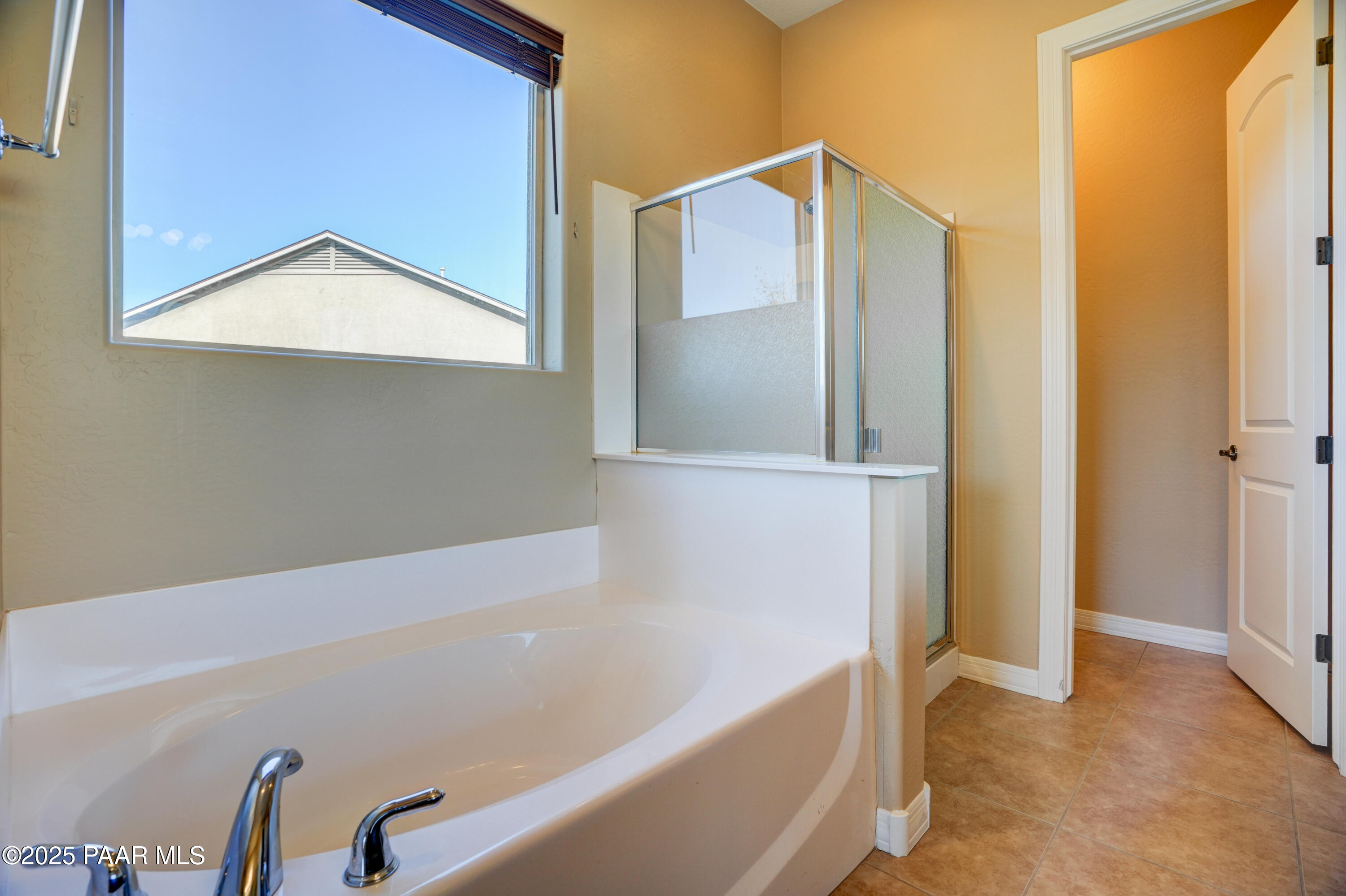 955 N Ceballos Court